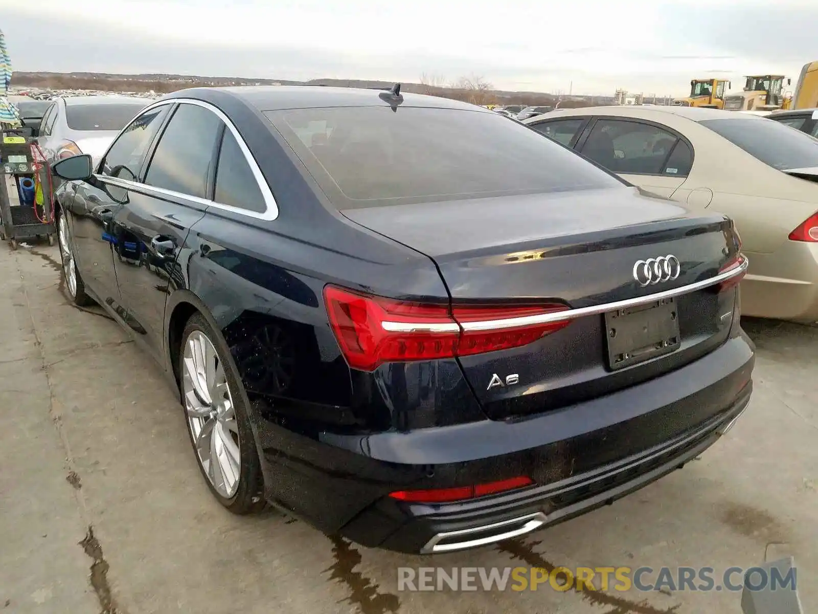 3 Фотография поврежденного автомобиля WAUM2AF20KN046635 AUDI A6 2019