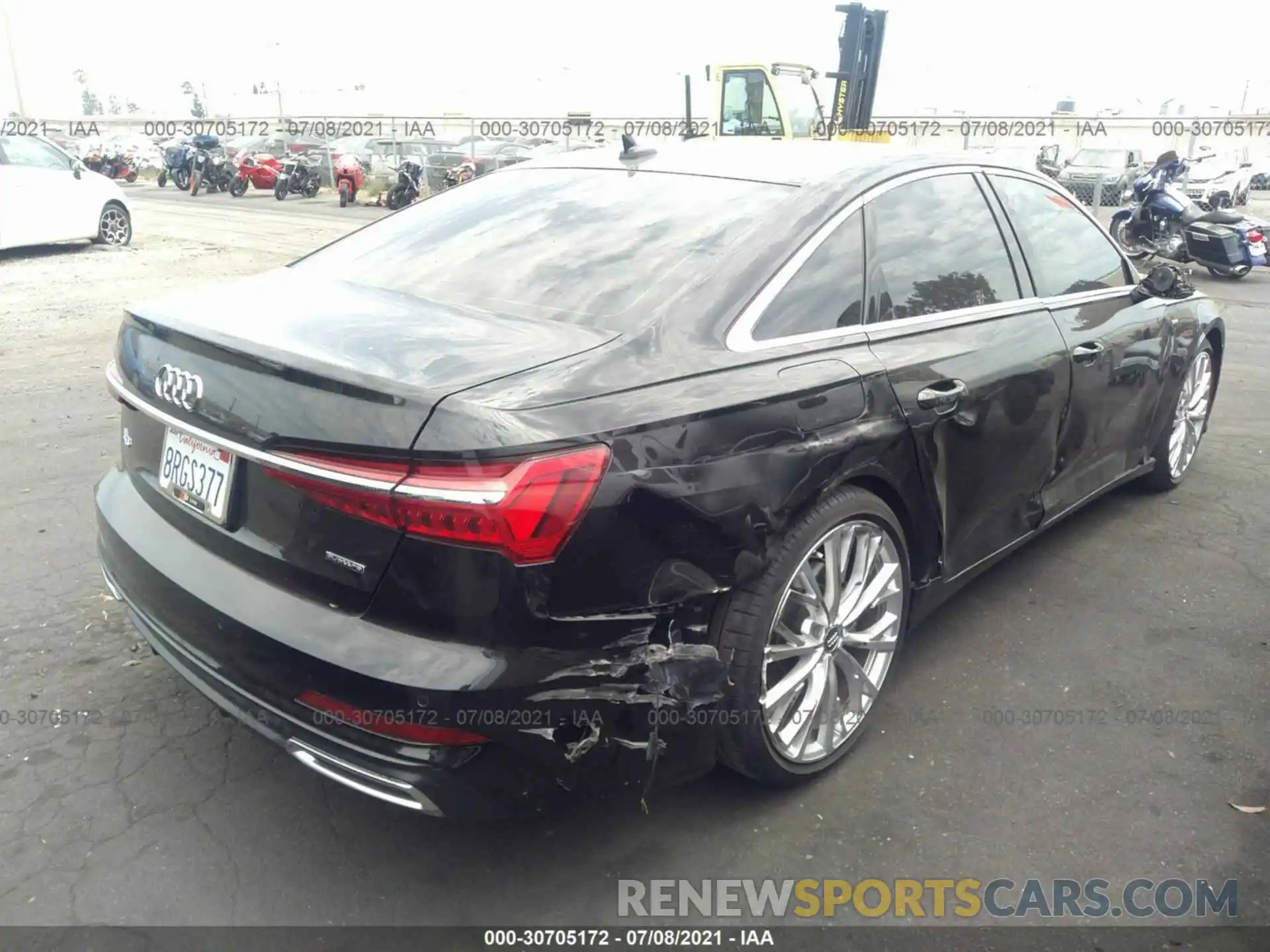 4 Photograph of a damaged car WAUM2AF21KN035336 AUDI A6 2019