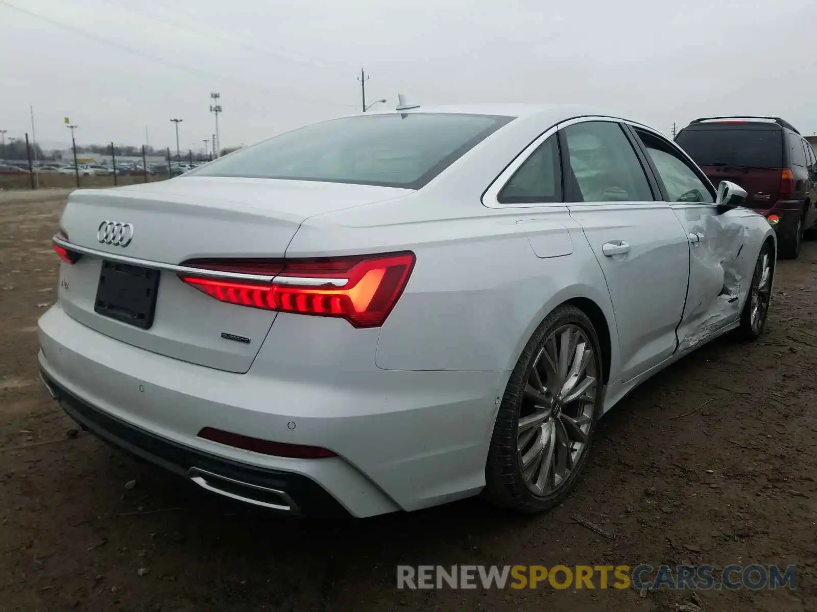 4 Фотография поврежденного автомобиля WAUM2AF22KN072699 AUDI A6 2019