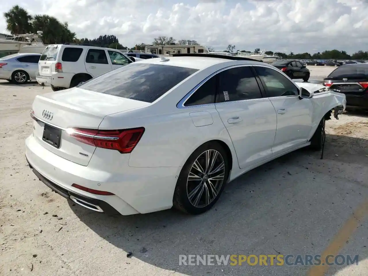 4 Photograph of a damaged car WAUM2AF23KN076809 AUDI A6 2019