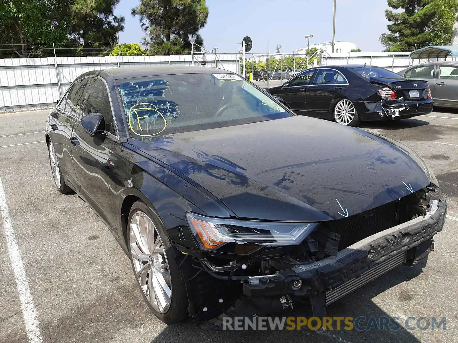 1 Photograph of a damaged car WAUM2AF26KN031881 AUDI A6 2019