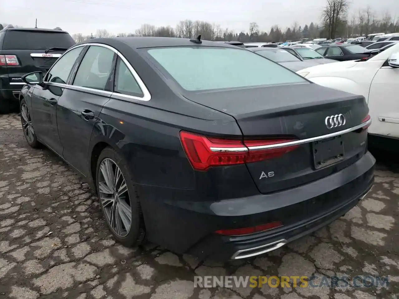 3 Фотография поврежденного автомобиля WAUM2AF28KN036838 AUDI A6 2019