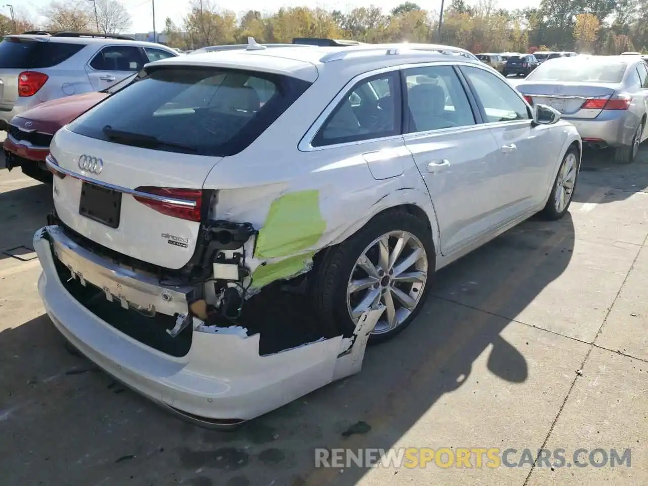 4 Photograph of a damaged car WAU92BF2XLN092857 AUDI A6 2020