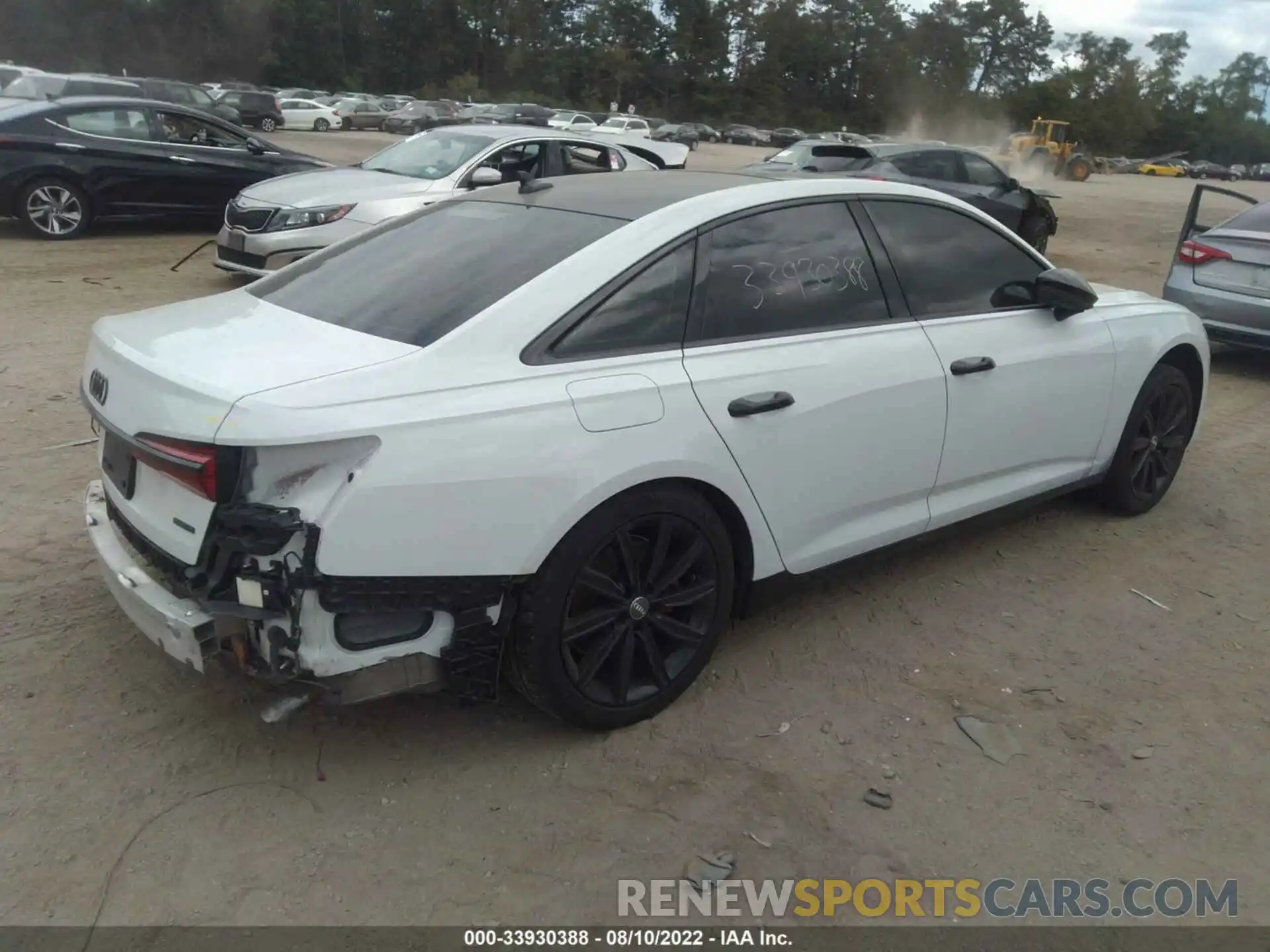 4 Photograph of a damaged car WAUE8AF23LN069699 AUDI A6 2020