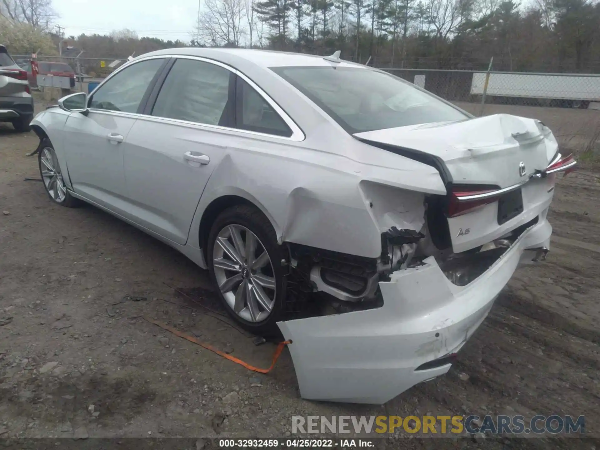 3 Photograph of a damaged car WAUE8AF26LN064139 AUDI A6 2020