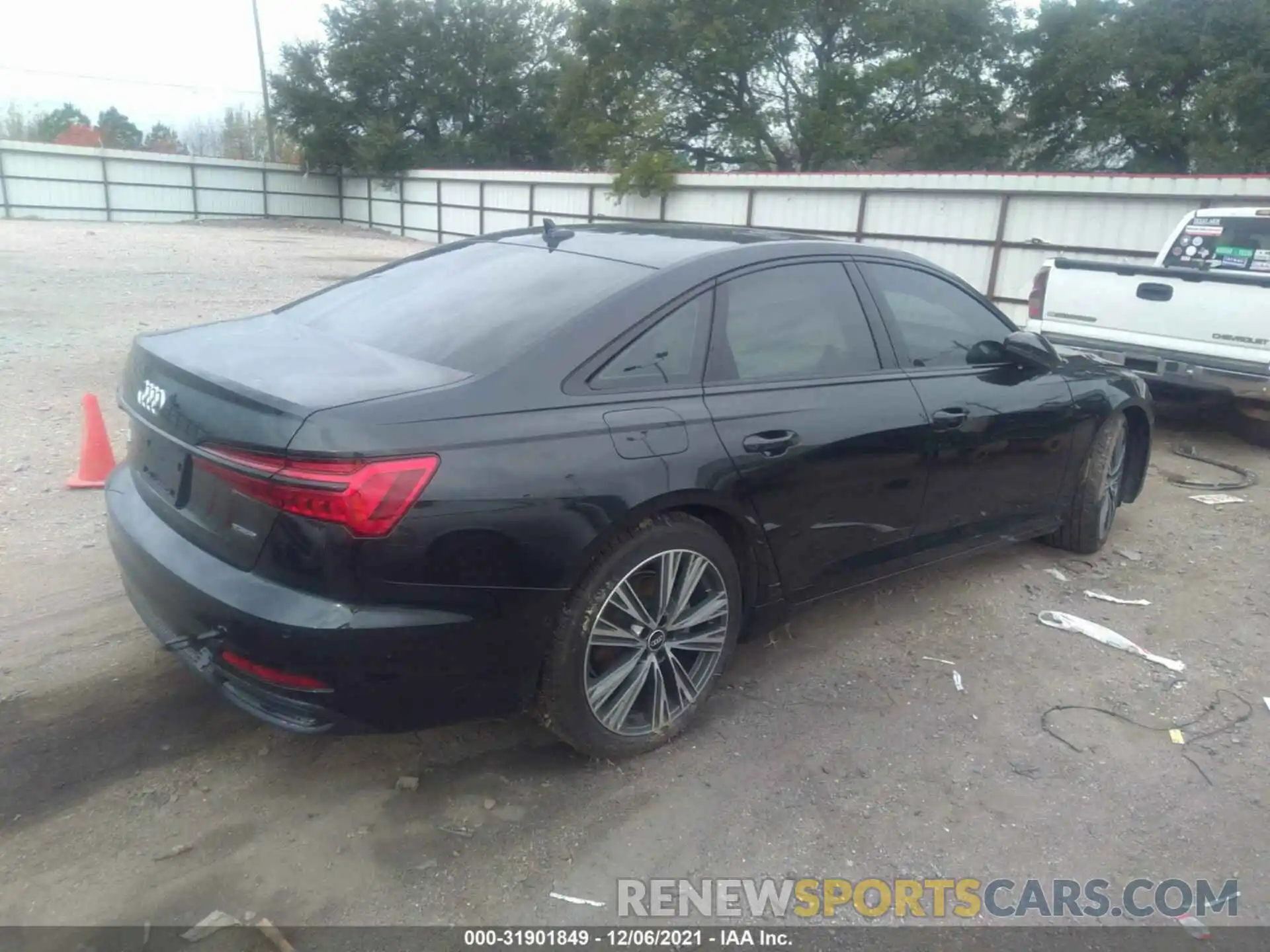 4 Фотография поврежденного автомобиля WAUD8AF2XMN033697 AUDI A6 2021