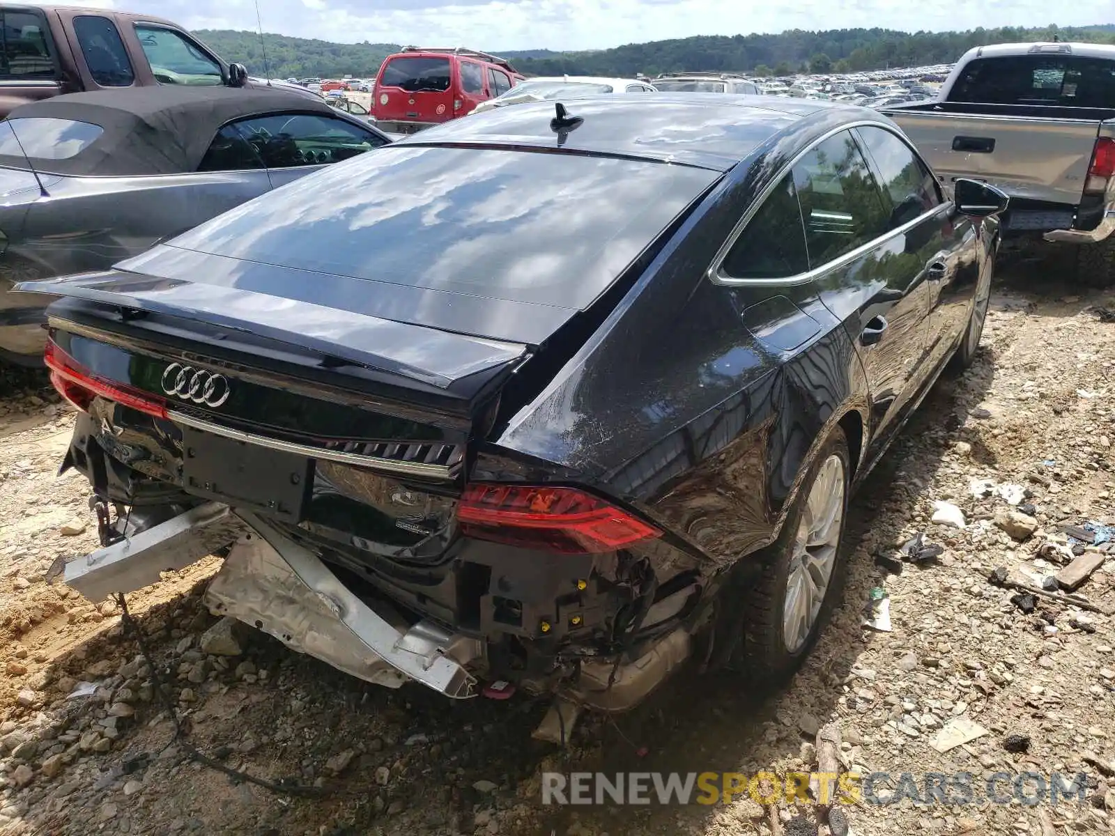 4 Photograph of a damaged car WAUP2AF2XKN029886 AUDI A7 2019