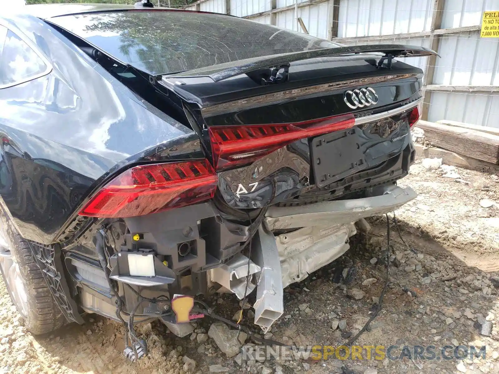 9 Photograph of a damaged car WAUP2AF2XKN029886 AUDI A7 2019