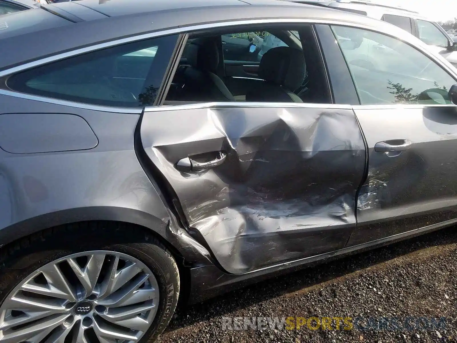 9 Photograph of a damaged car WAUR2AF20KN054188 AUDI A7 2019