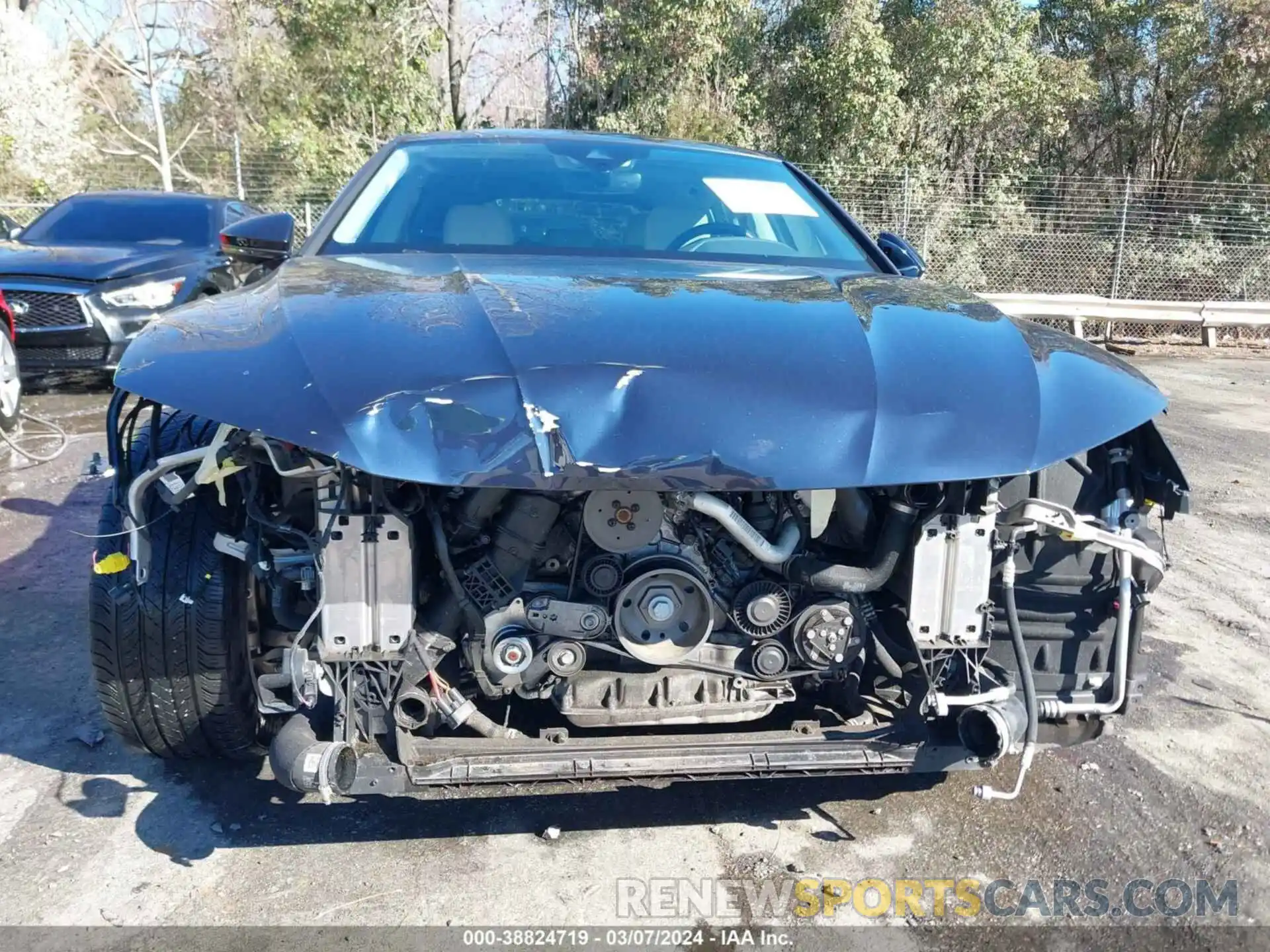 13 Photograph of a damaged car WAUR2AF21KN053129 AUDI A7 2019