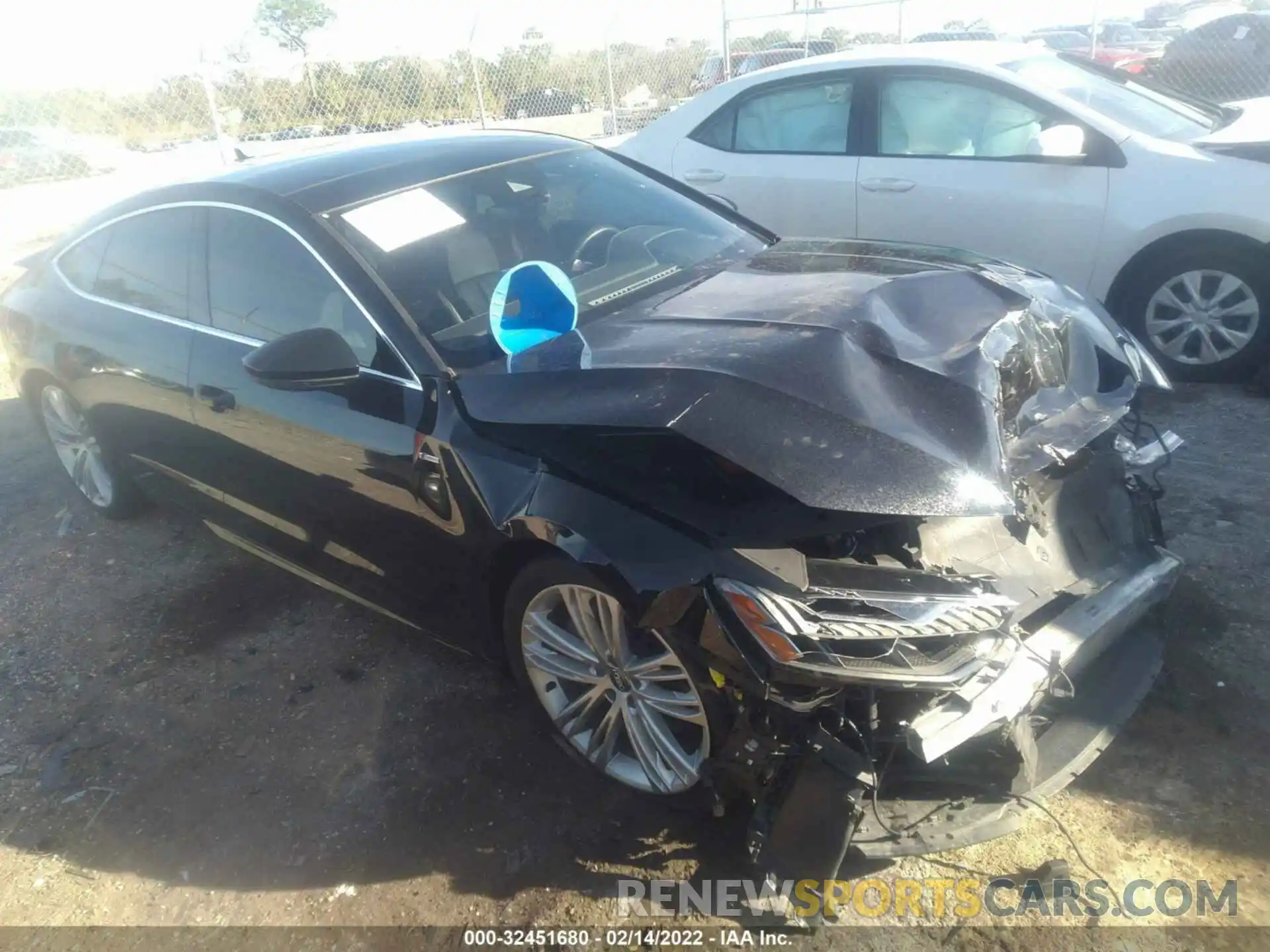 1 Photograph of a damaged car WAUU2AF24KN027005 AUDI A7 2019