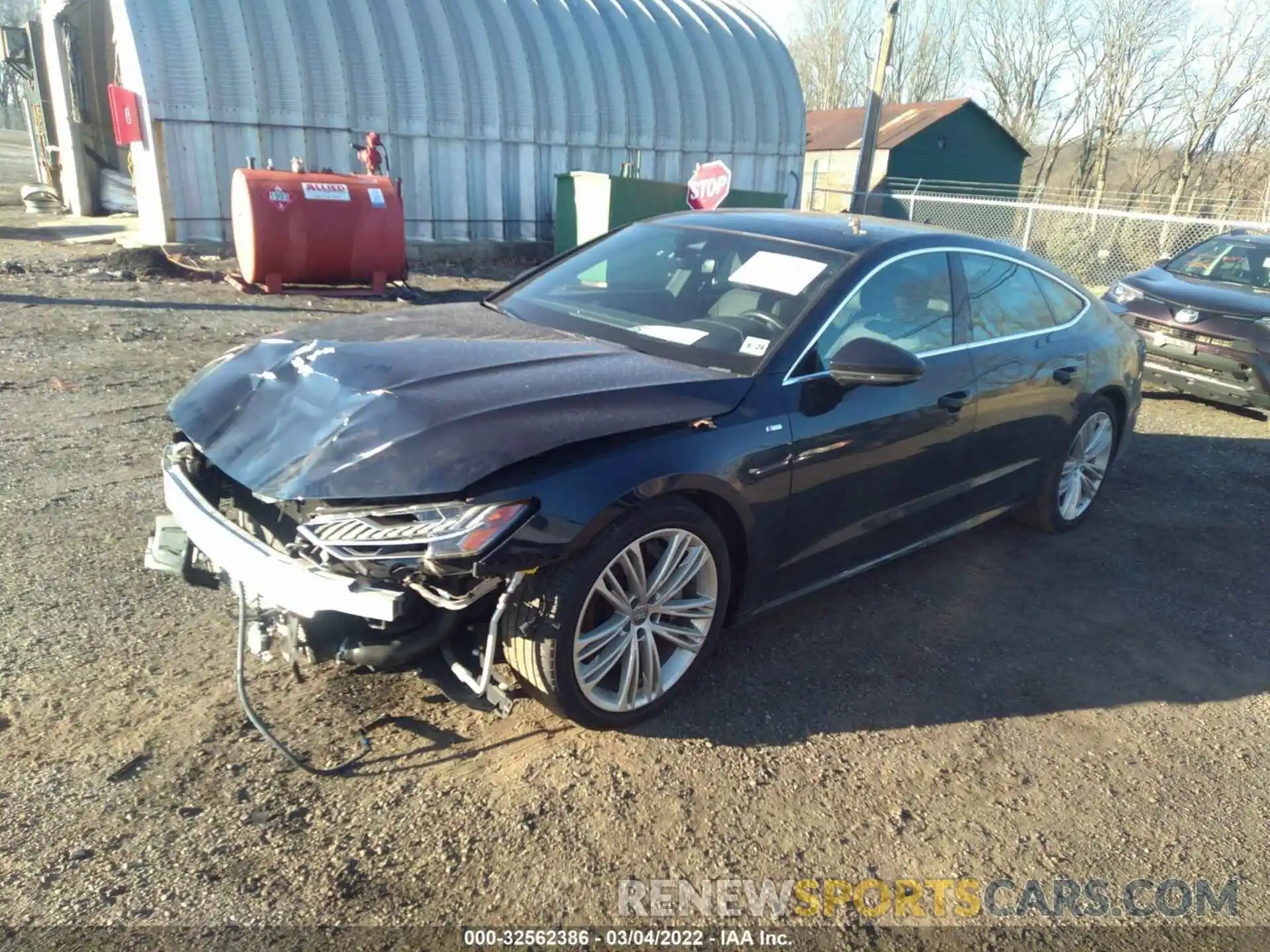 2 Photograph of a damaged car WAUU2AF26KN097508 AUDI A7 2019