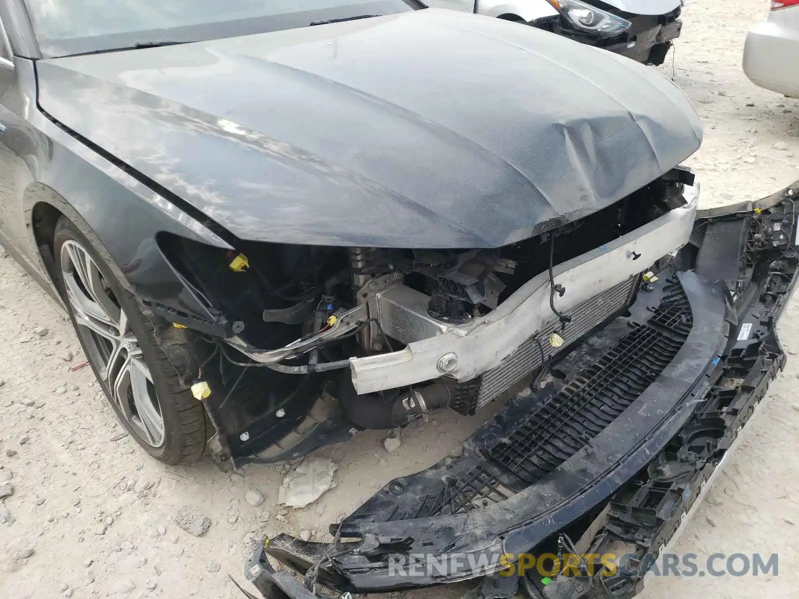 9 Photograph of a damaged car WAUV2AF20KN019309 AUDI A7 2019