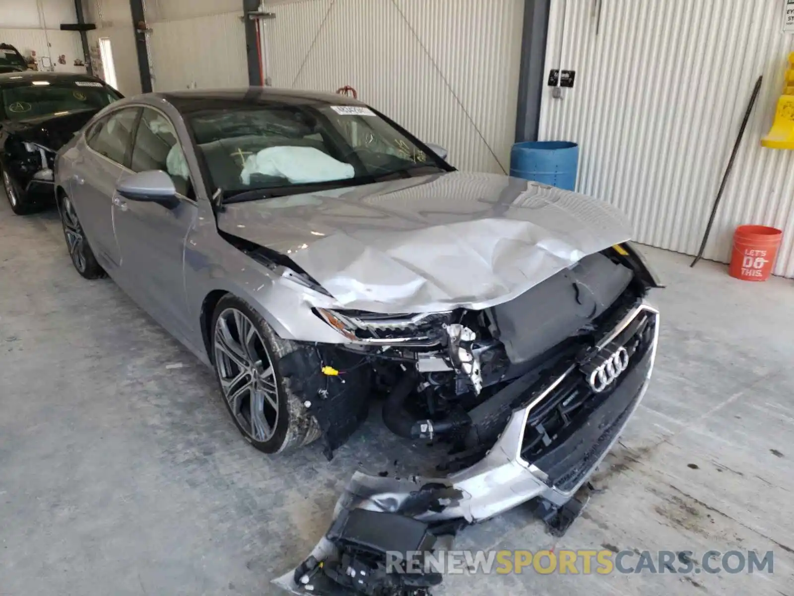 1 Photograph of a damaged car WAUV2AF20KN089263 AUDI A7 2019