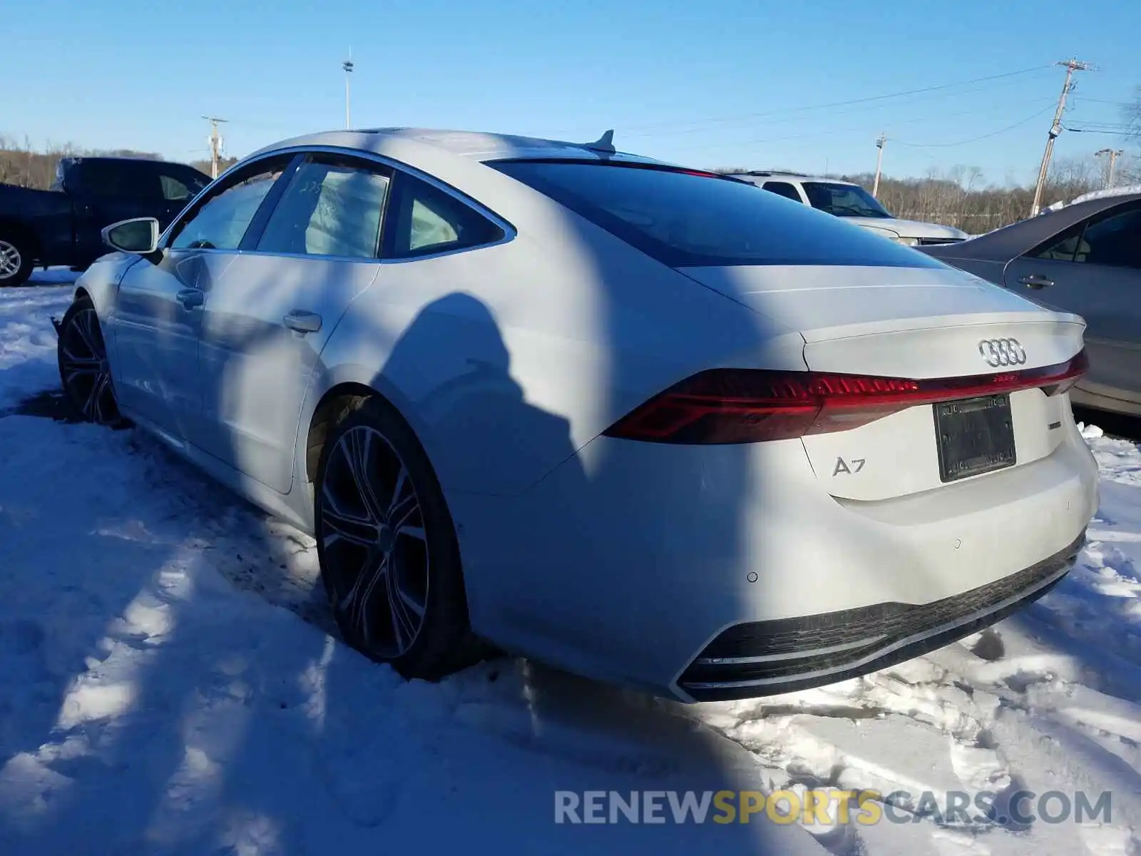 3 Photograph of a damaged car WAUV2AF22KN028559 AUDI A7 2019