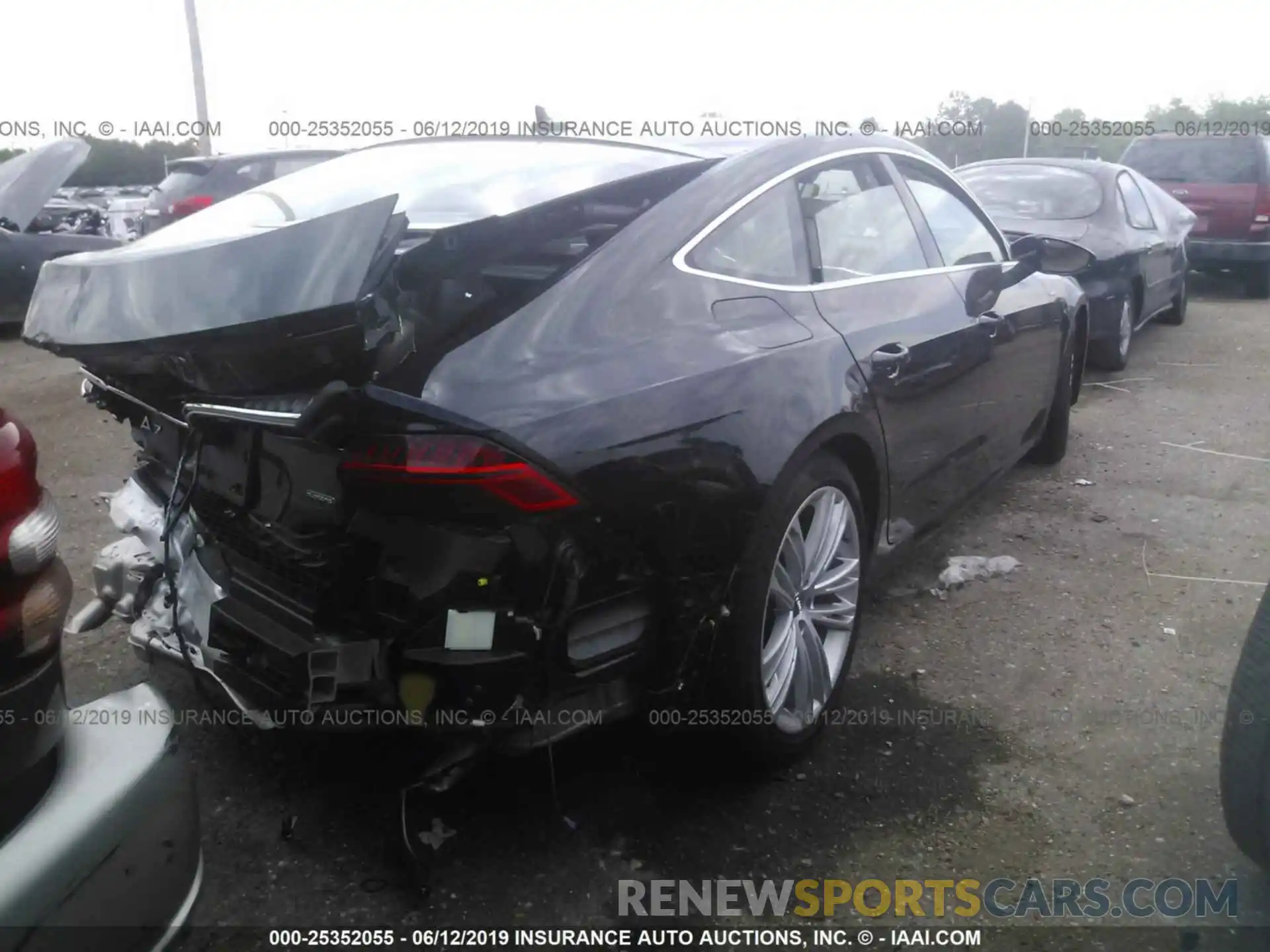 4 Photograph of a damaged car WAUV2AF22KN056474 AUDI A7 2019