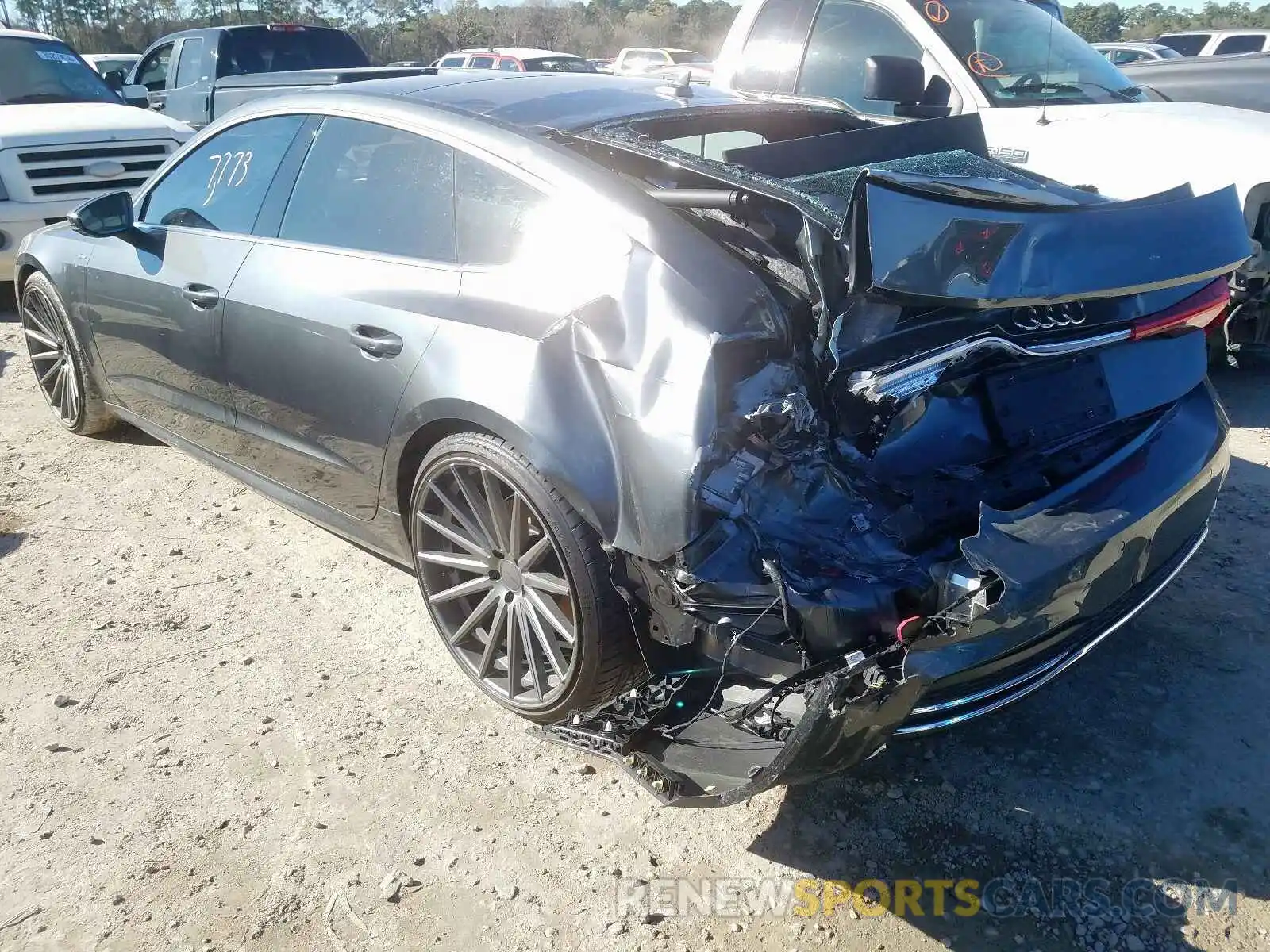 3 Photograph of a damaged car WAUV2AF26KN094211 AUDI A7 2019