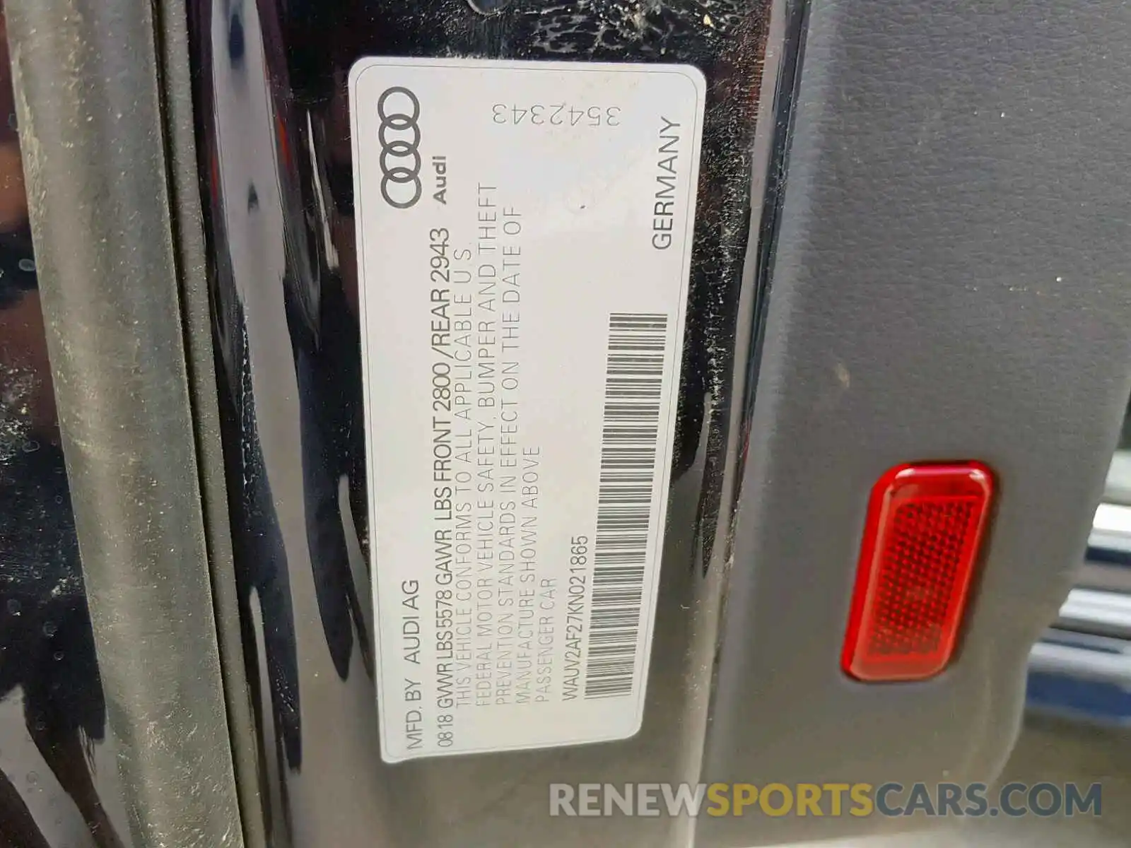 10 Photograph of a damaged car WAUV2AF27KN021865 AUDI A7 2019