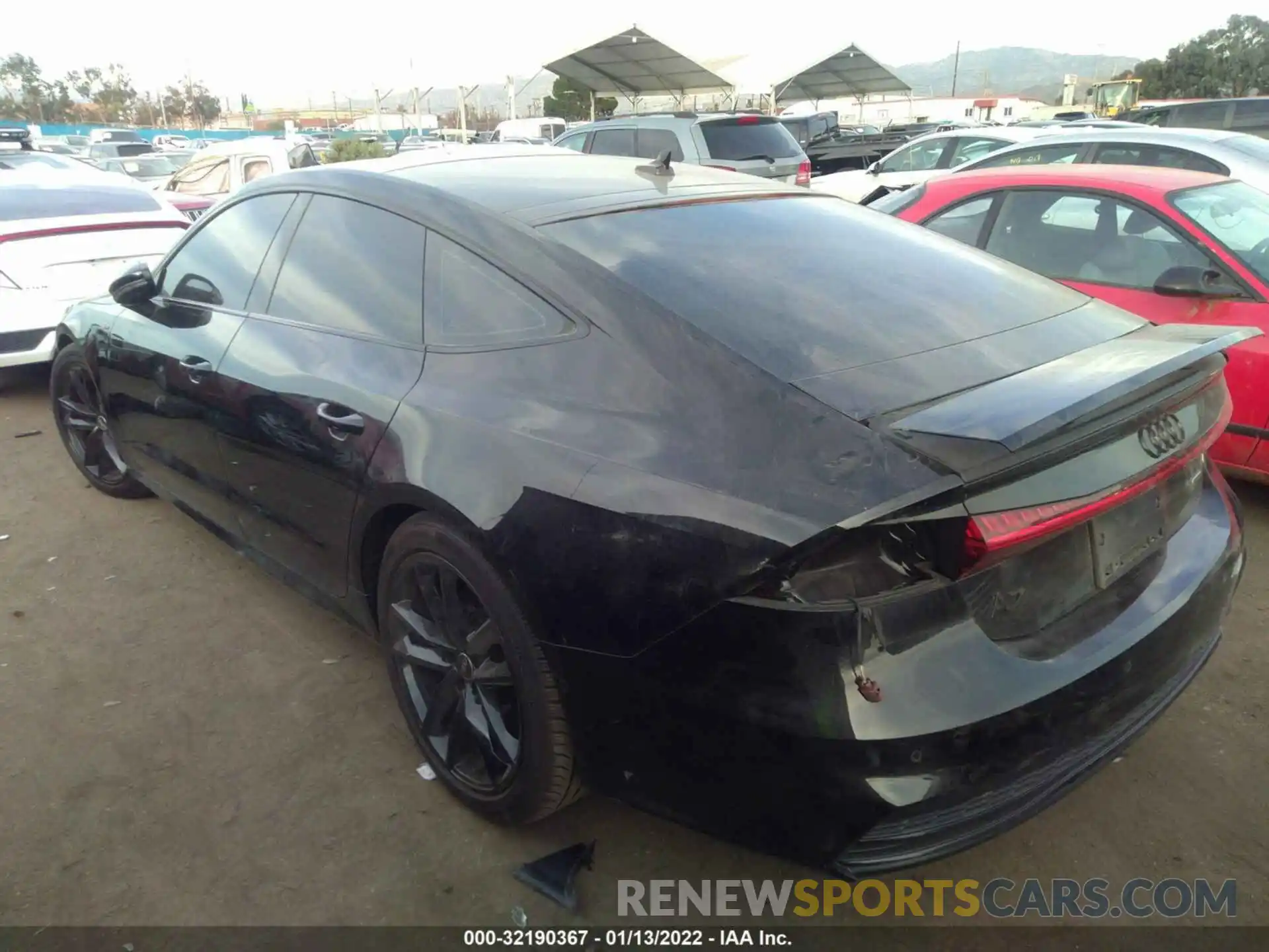 3 Photograph of a damaged car WAUU2AF21MN039602 AUDI A7 2021