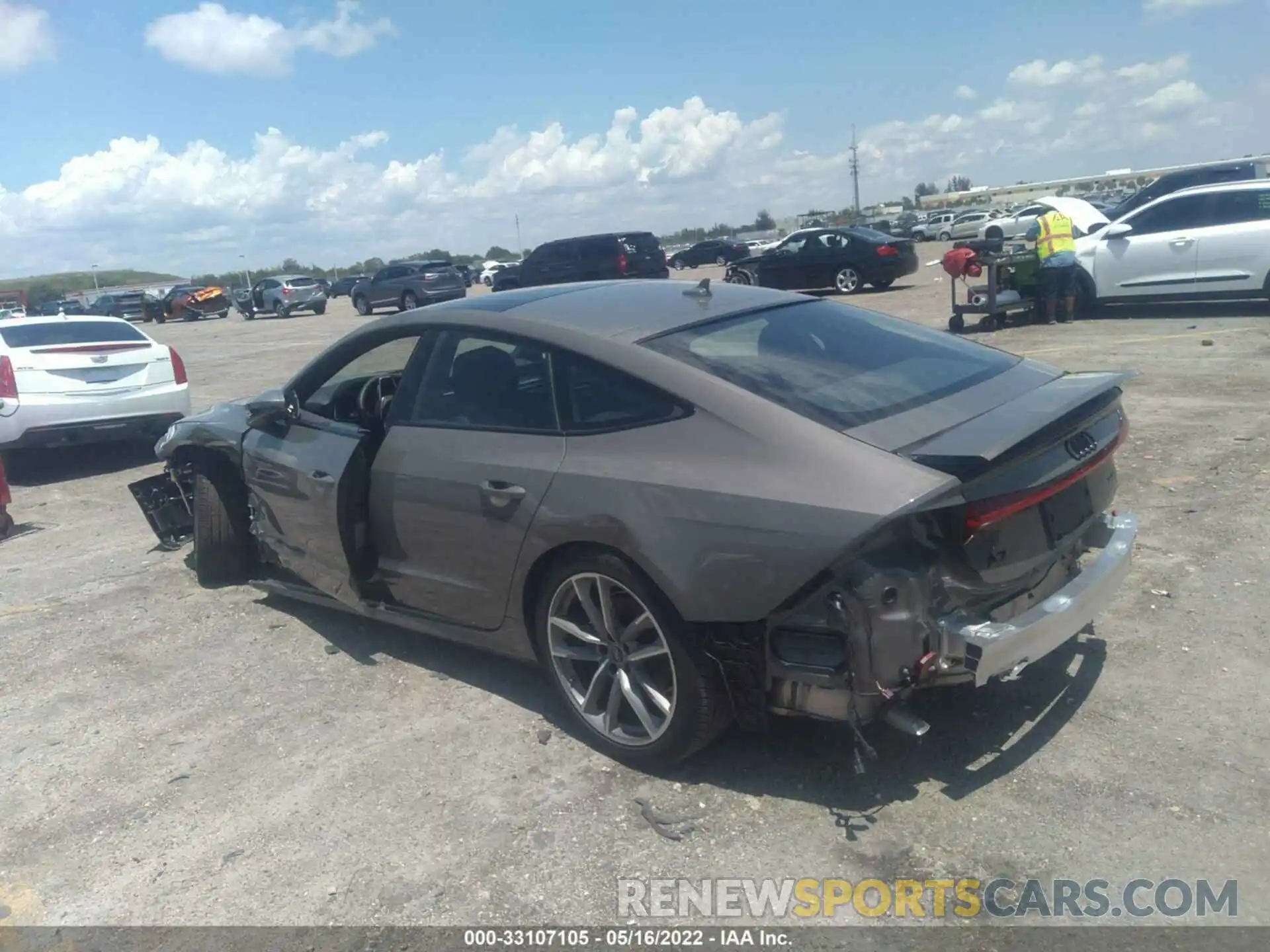 3 Photograph of a damaged car WAUU2BF24NN008805 AUDI A7 2022