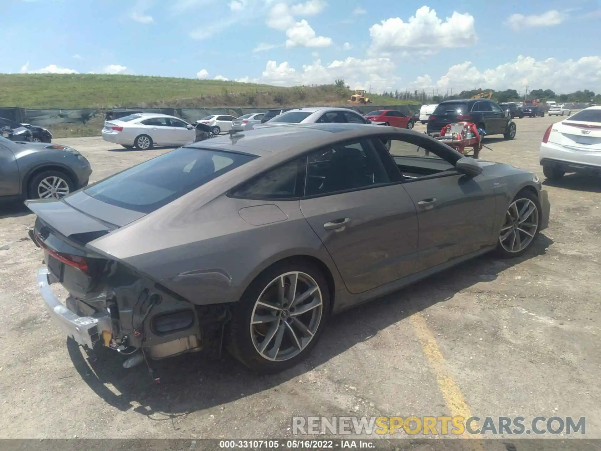 4 Photograph of a damaged car WAUU2BF24NN008805 AUDI A7 2022