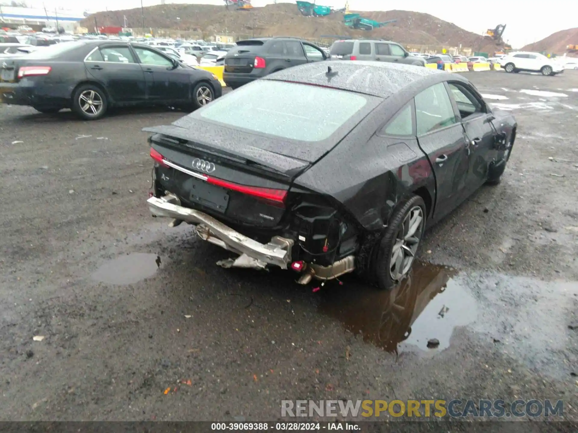 4 Photograph of a damaged car WAUU2AF29LN016020 AUDI A7 SPORTBACK 2020