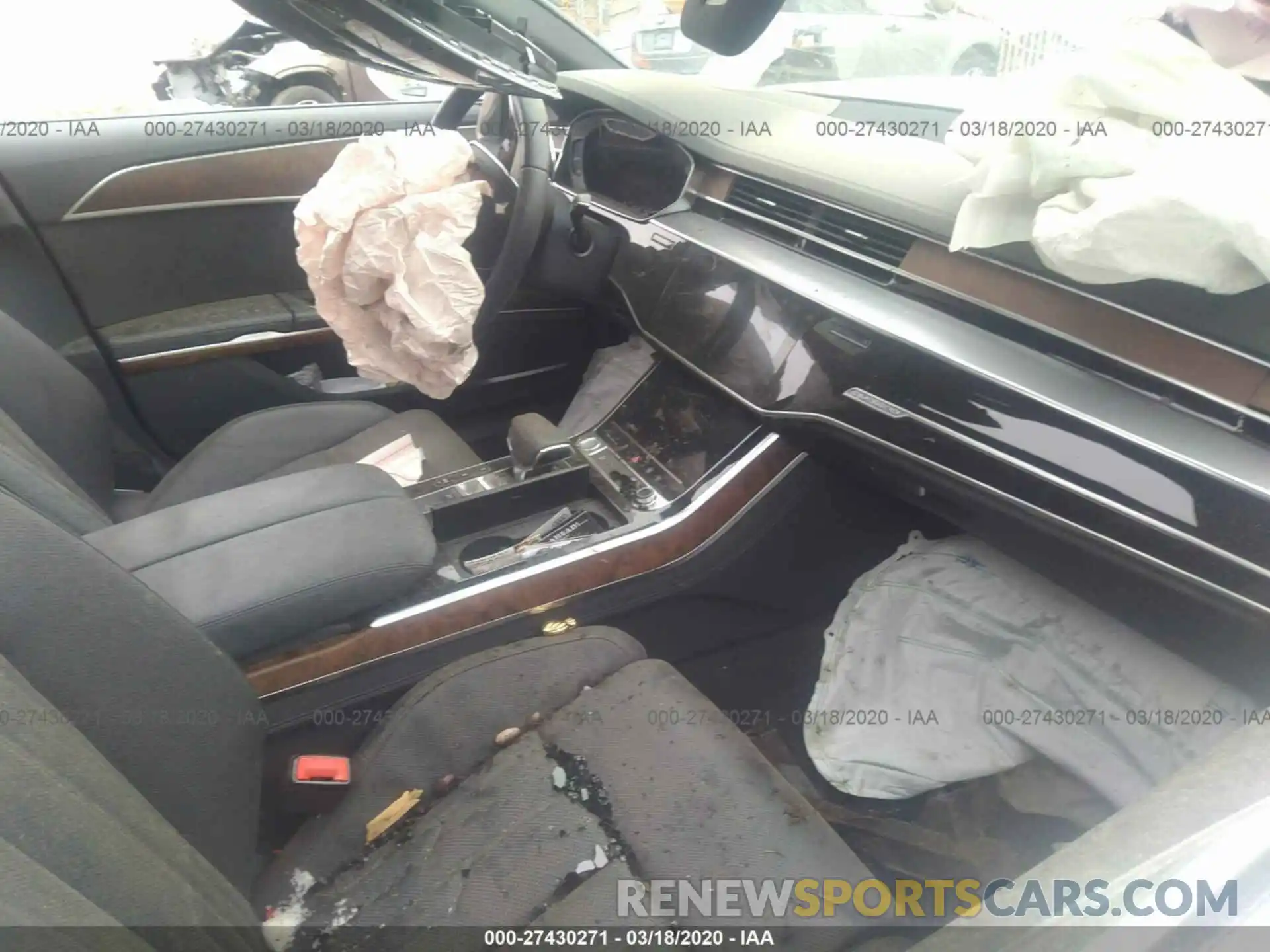 5 Photograph of a damaged car WAU8DAF80KN011268 AUDI A8 2019