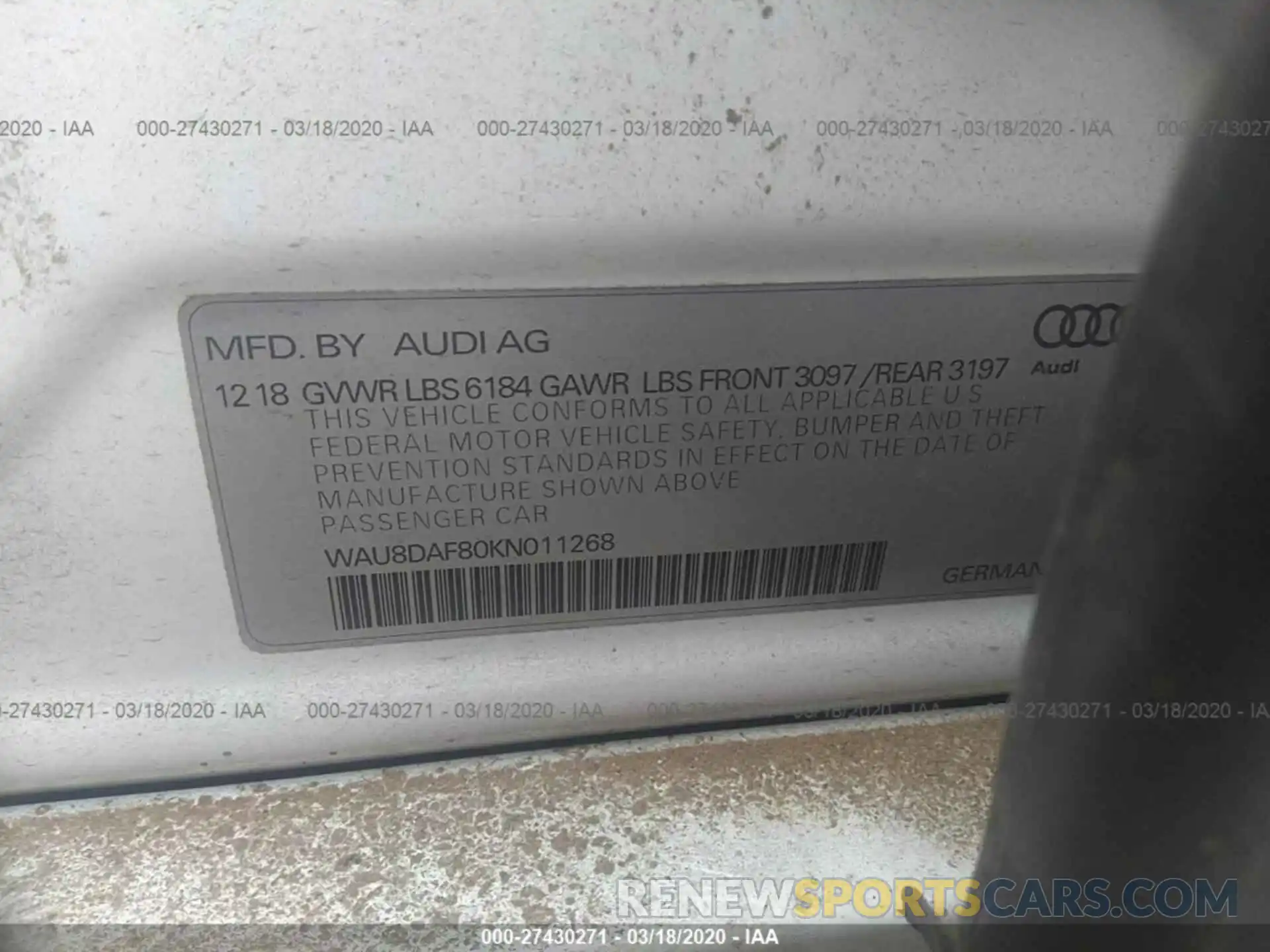 9 Фотография поврежденного автомобиля WAU8DAF80KN011268 AUDI A8 2019