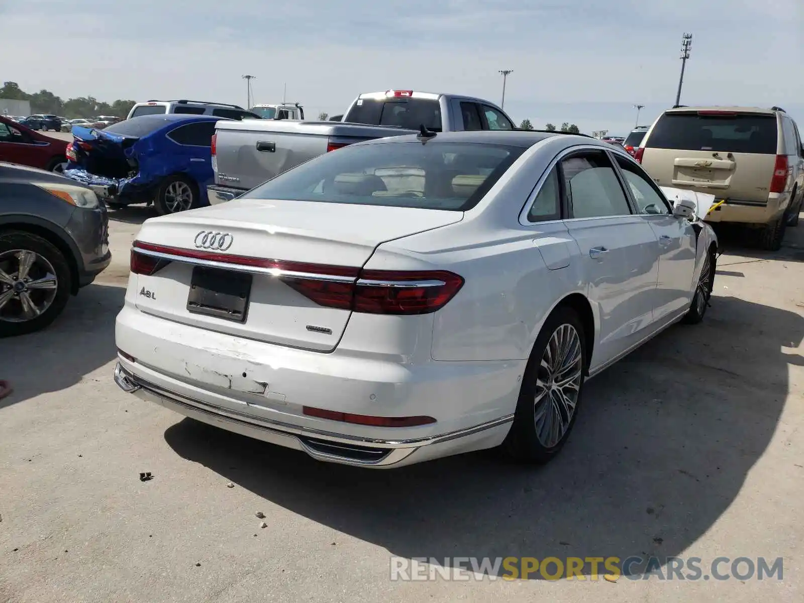 4 Photograph of a damaged car WAU8DAF81KN009545 AUDI A8 2019