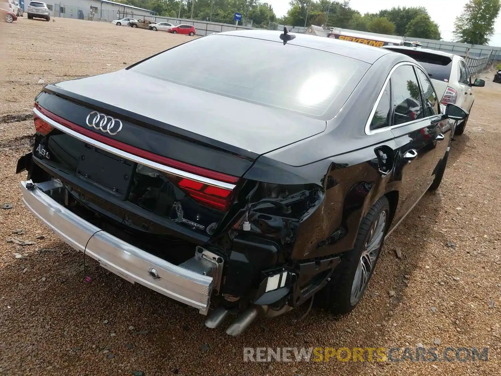 4 Photograph of a damaged car WAU8DAF81KN018911 AUDI A8 2019