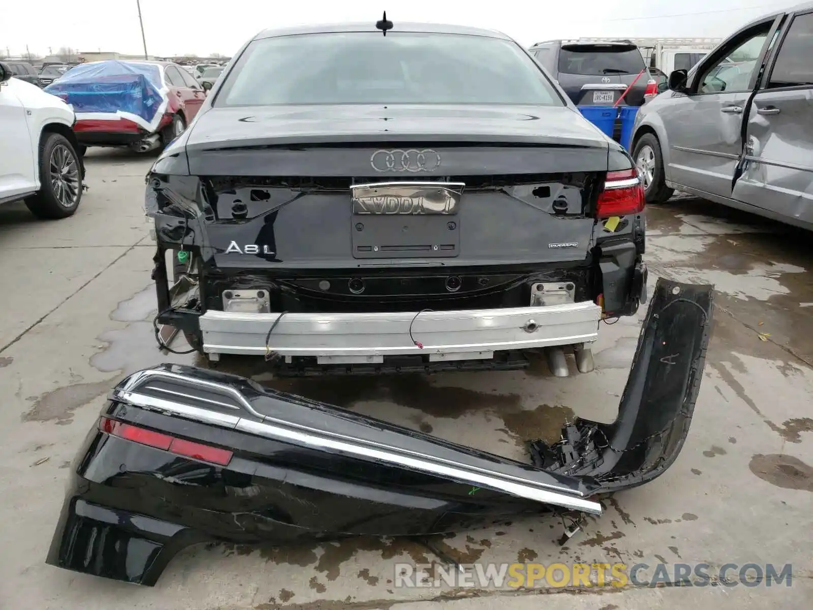 9 Photograph of a damaged car WAU8DAF81KN019542 AUDI A8 2019