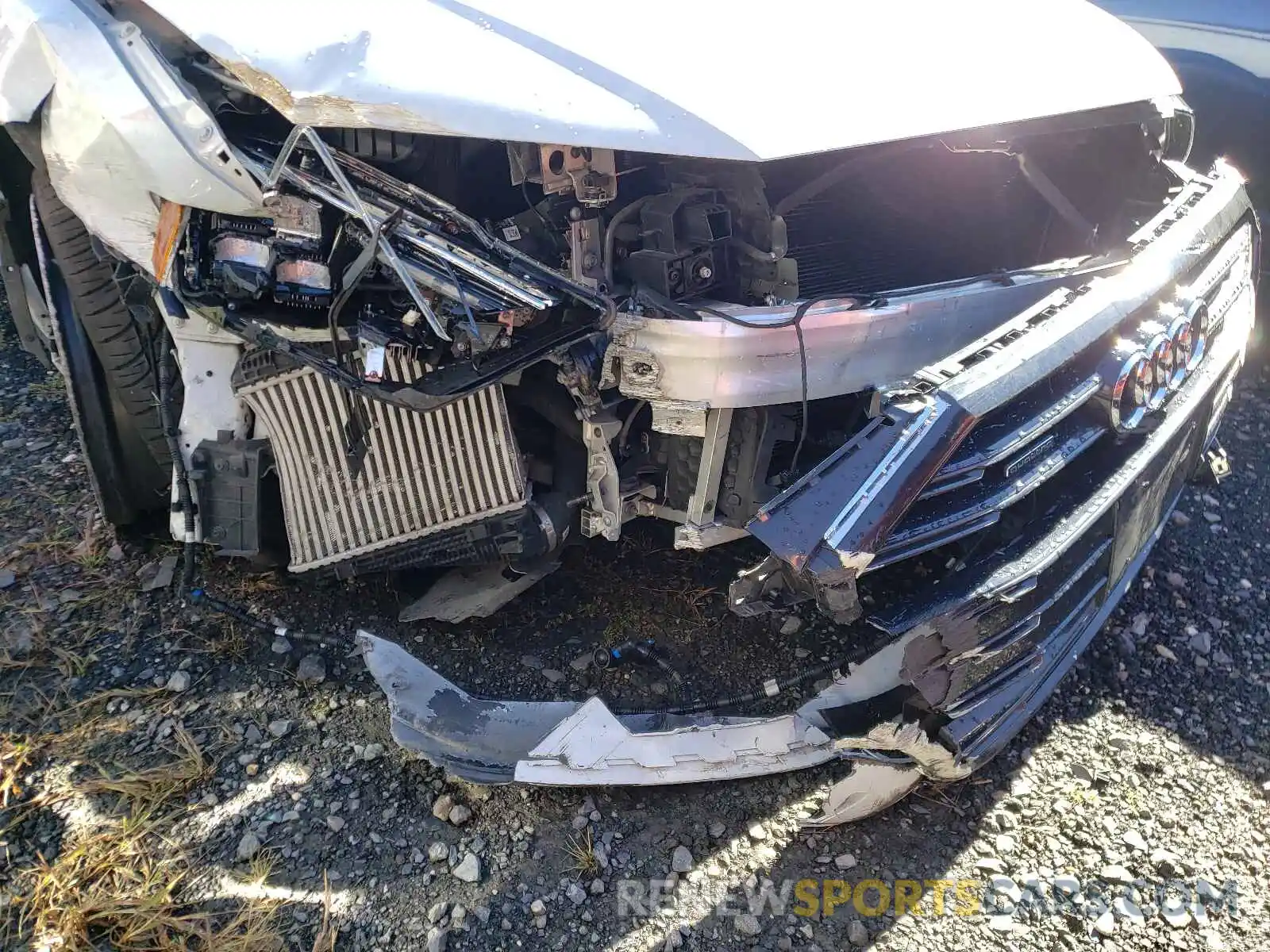 9 Photograph of a damaged car WAU8DAF82KN003995 AUDI A8 2019