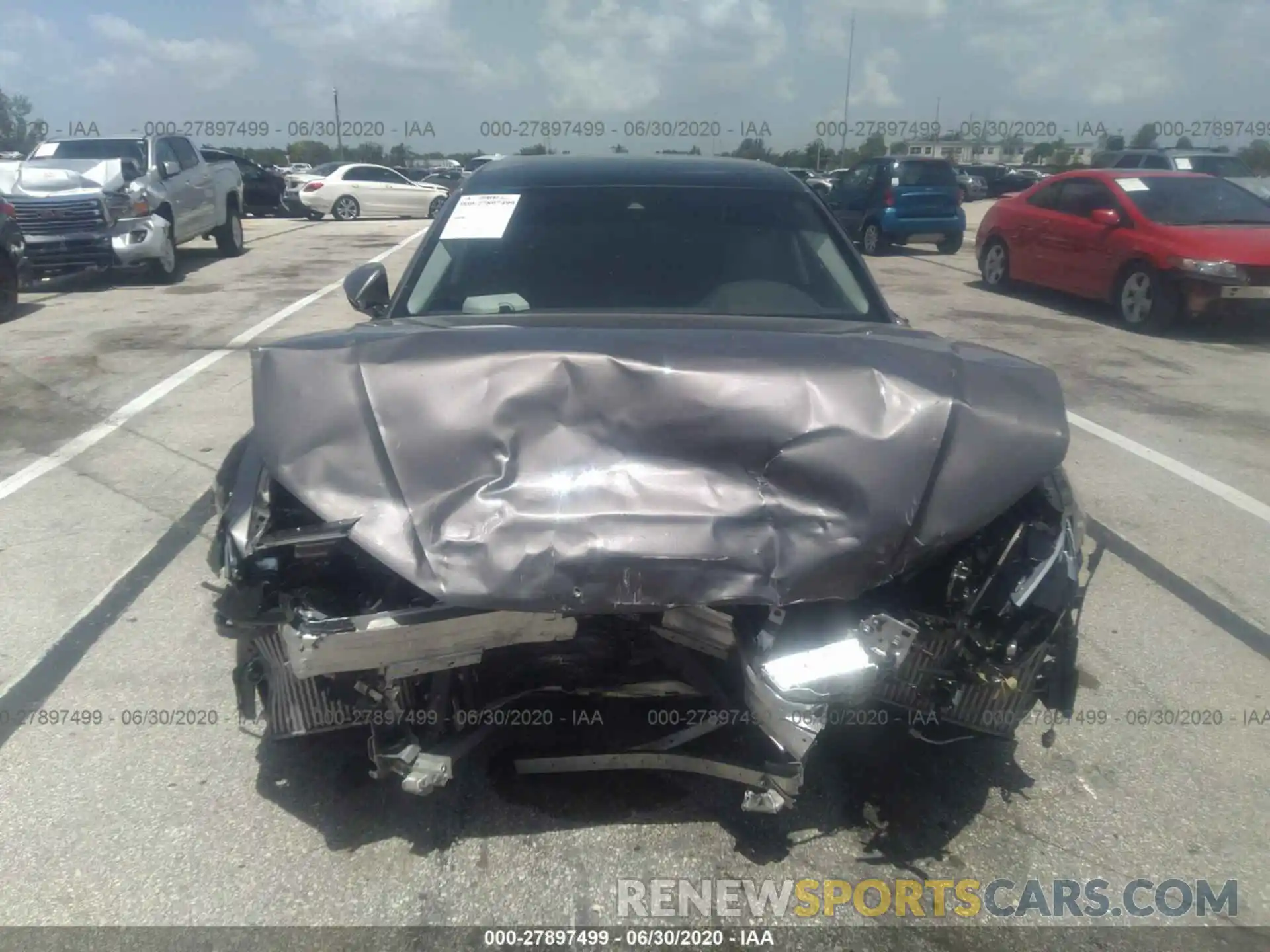 6 Photograph of a damaged car WAU8DAF84KN013038 AUDI A8 2019