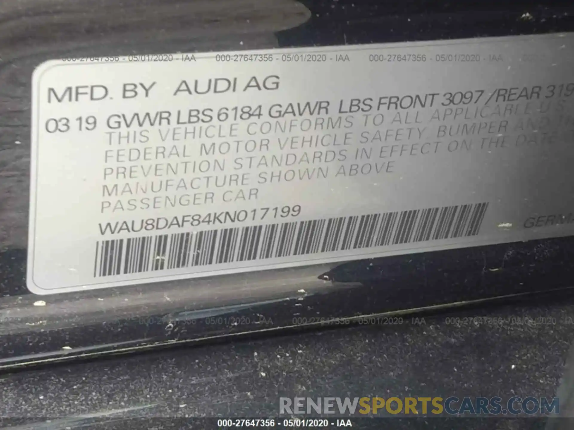 9 Фотография поврежденного автомобиля WAU8DAF84KN017199 AUDI A8 2019