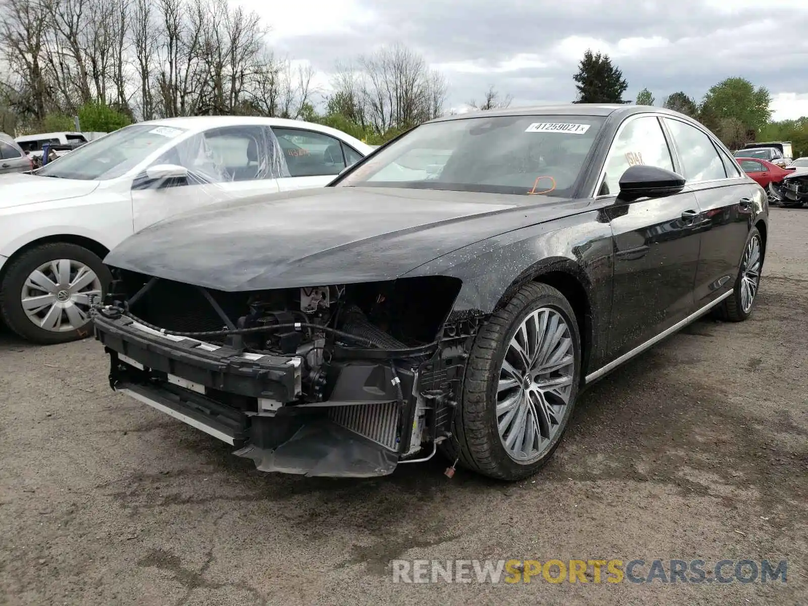 2 Photograph of a damaged car WAU8DAF85KN005126 AUDI A8 2019