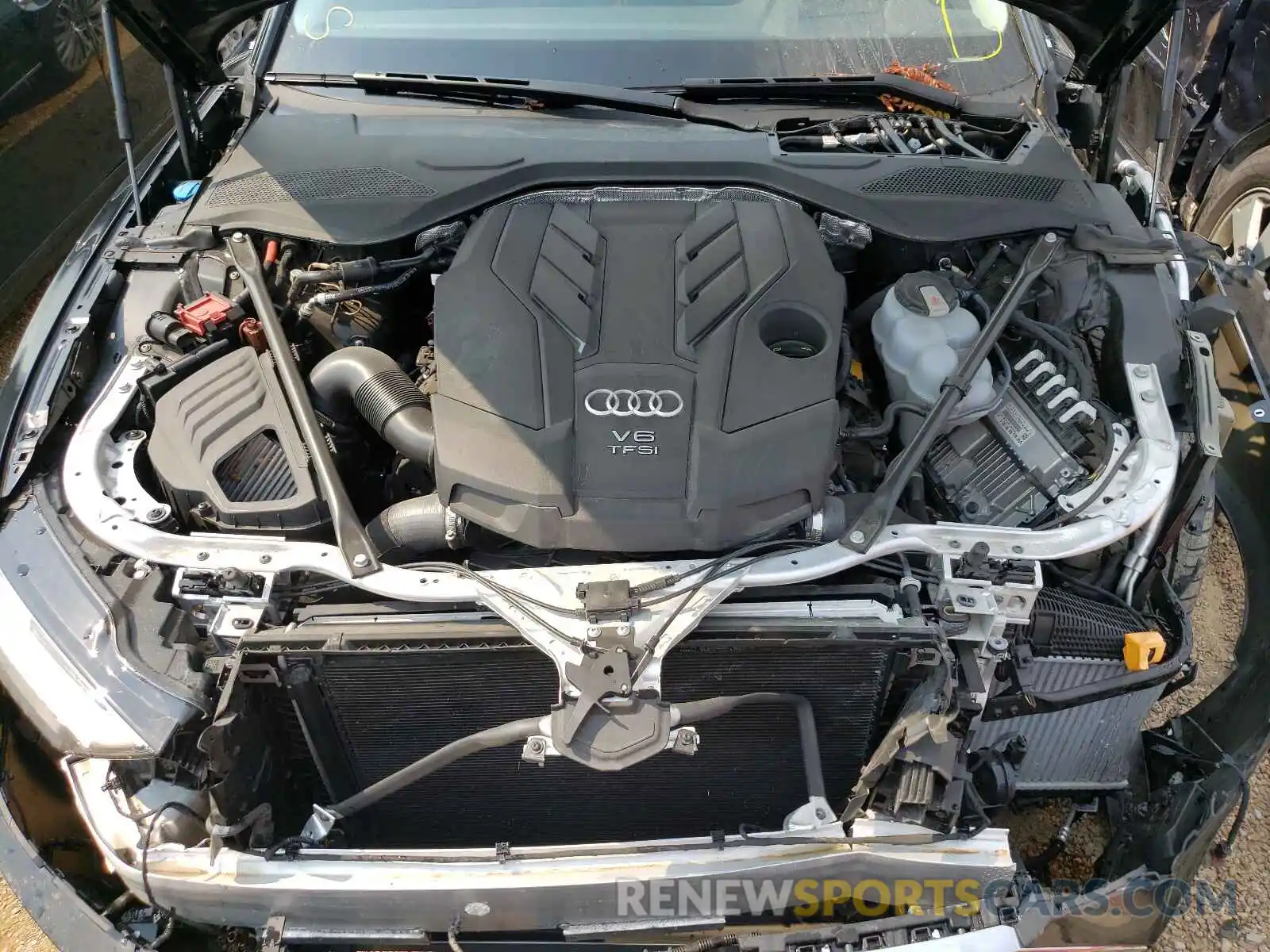 7 Photograph of a damaged car WAU8DAF86KN002932 AUDI A8 2019