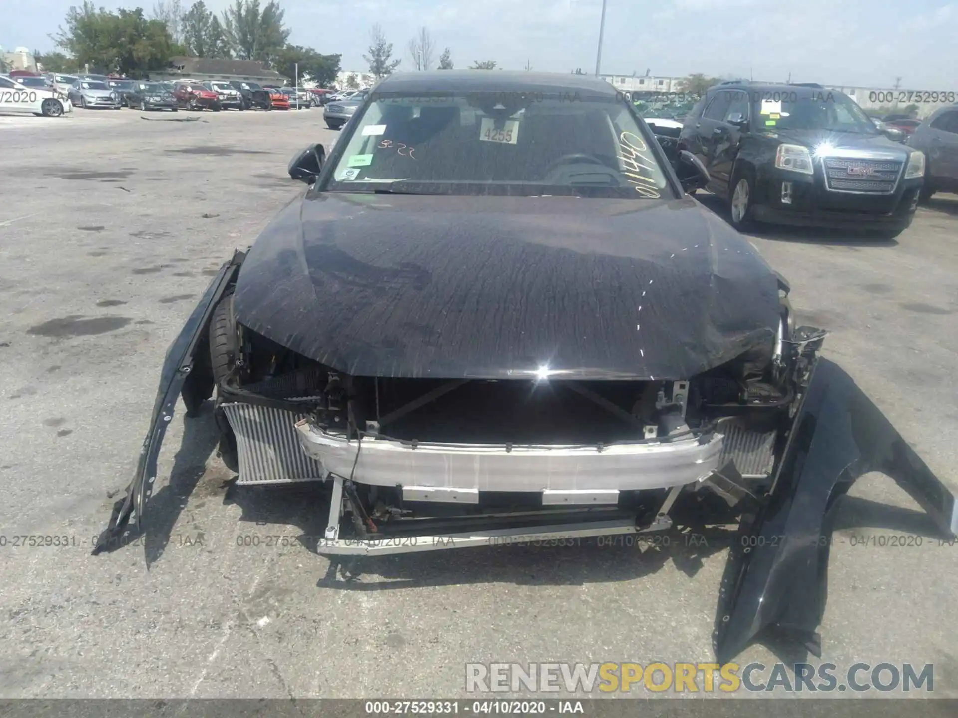 6 Photograph of a damaged car WAU8DAF88KN011440 AUDI A8 2019