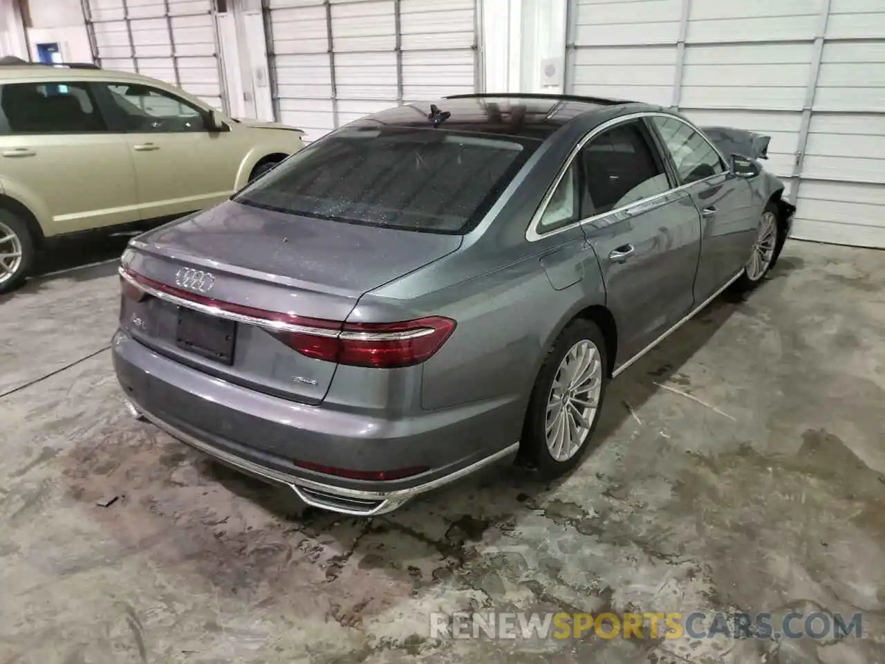 4 Фотография поврежденного автомобиля WAU8DAF88KN017254 AUDI A8 2019