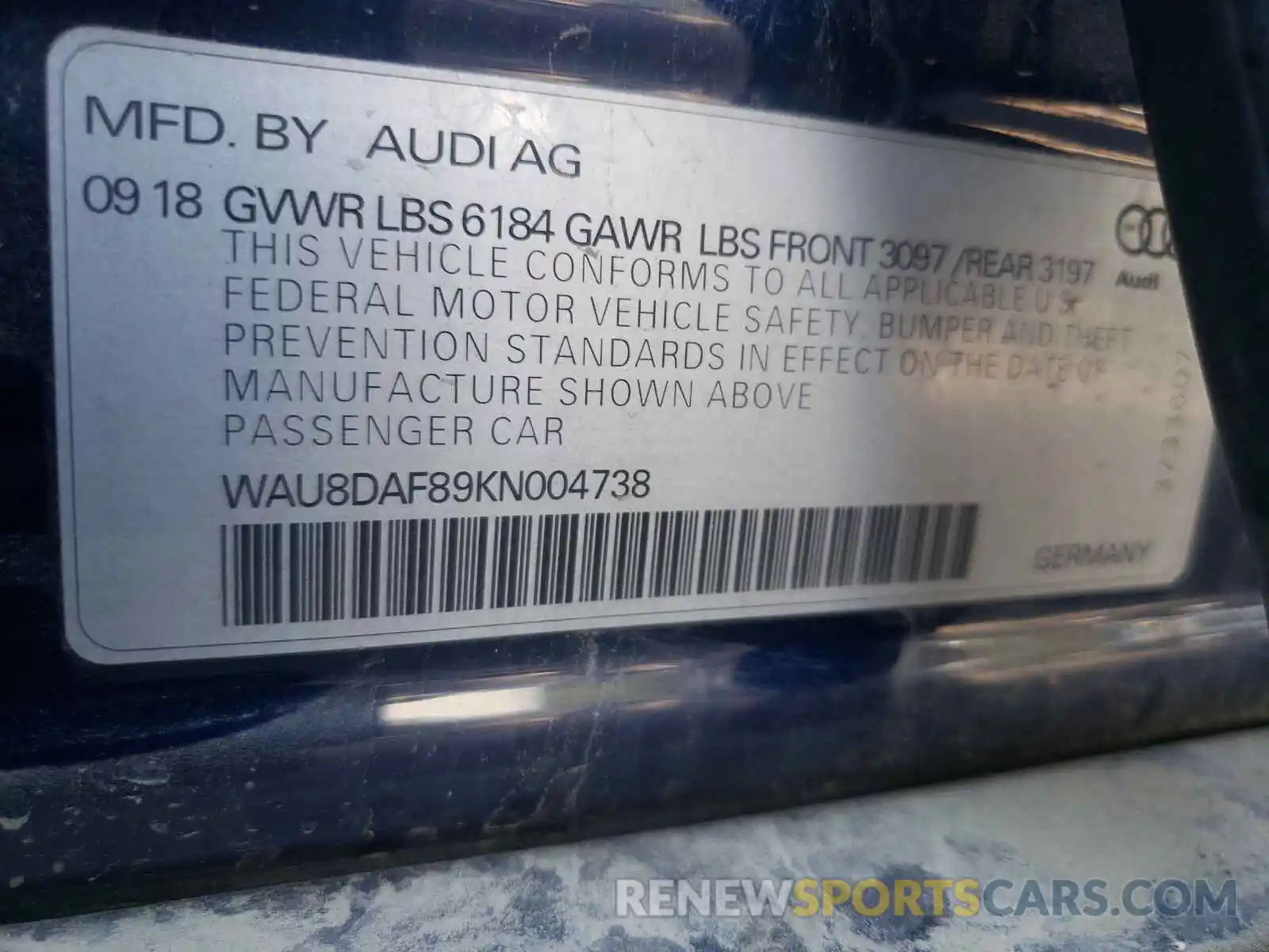 10 Photograph of a damaged car WAU8DAF89KN004738 AUDI A8 2019