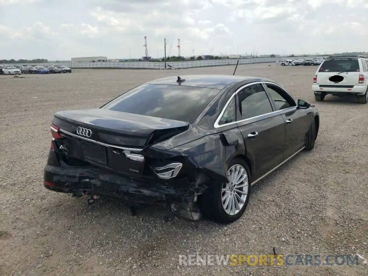 4 Photograph of a damaged car WAU8DAF8XKN018986 AUDI A8 2019