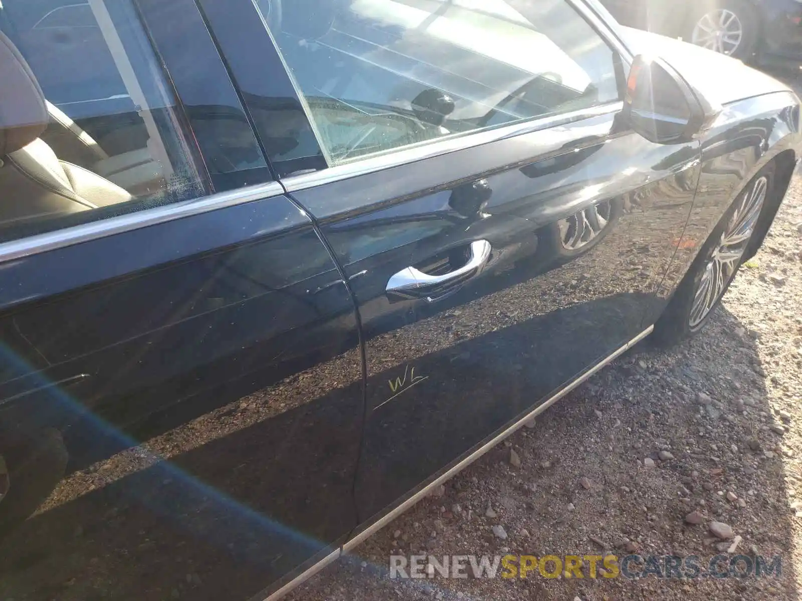 9 Photograph of a damaged car WAU8EBF80LN014725 AUDI A8 2020