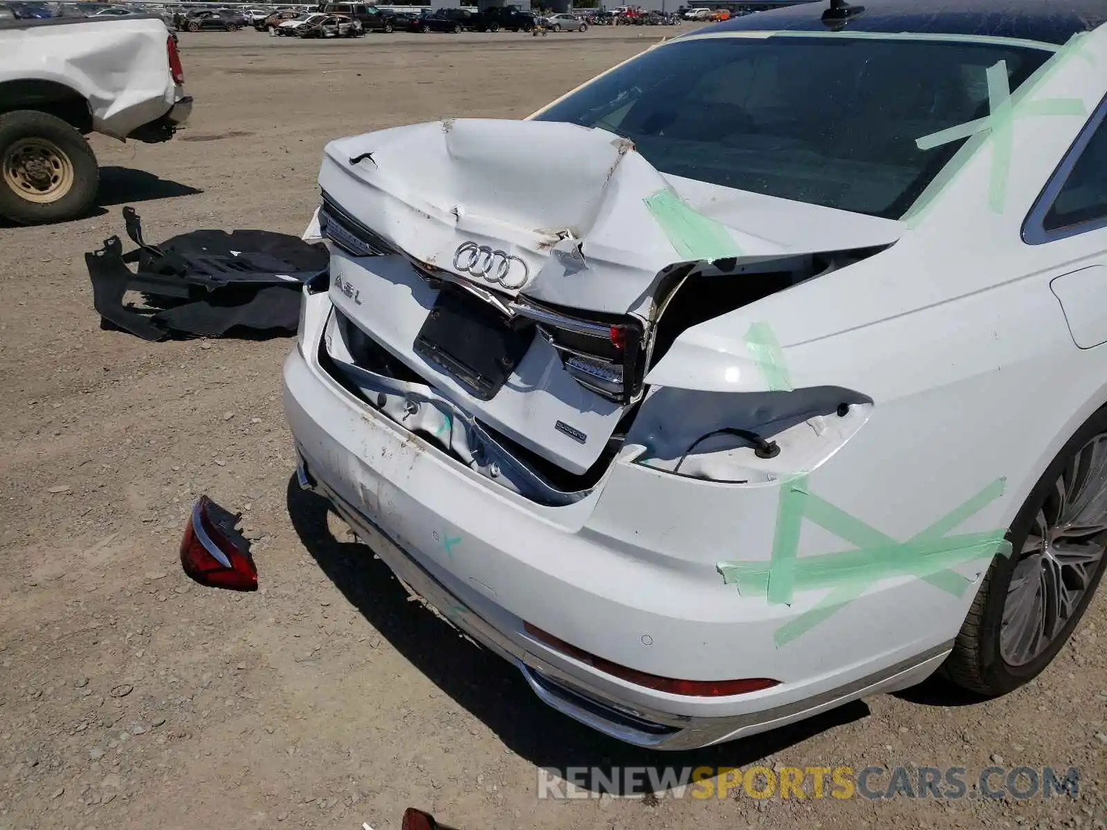 9 Photograph of a damaged car WAU8HAF81LN009275 AUDI A8 2020