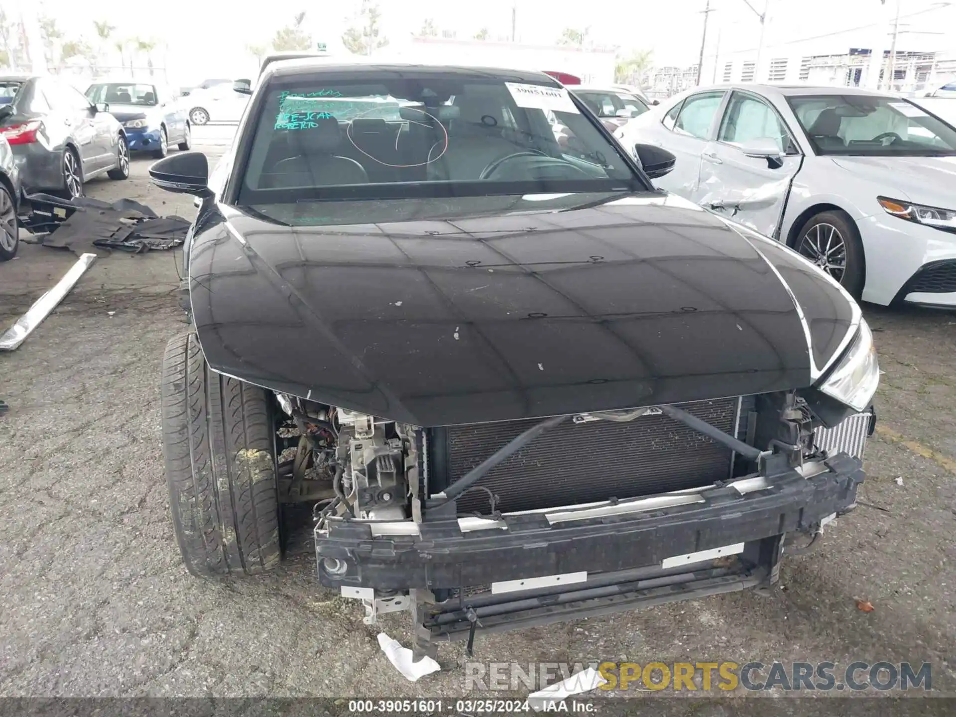 6 Photograph of a damaged car WAU8DAF87KN002843 AUDI A8 L 2019
