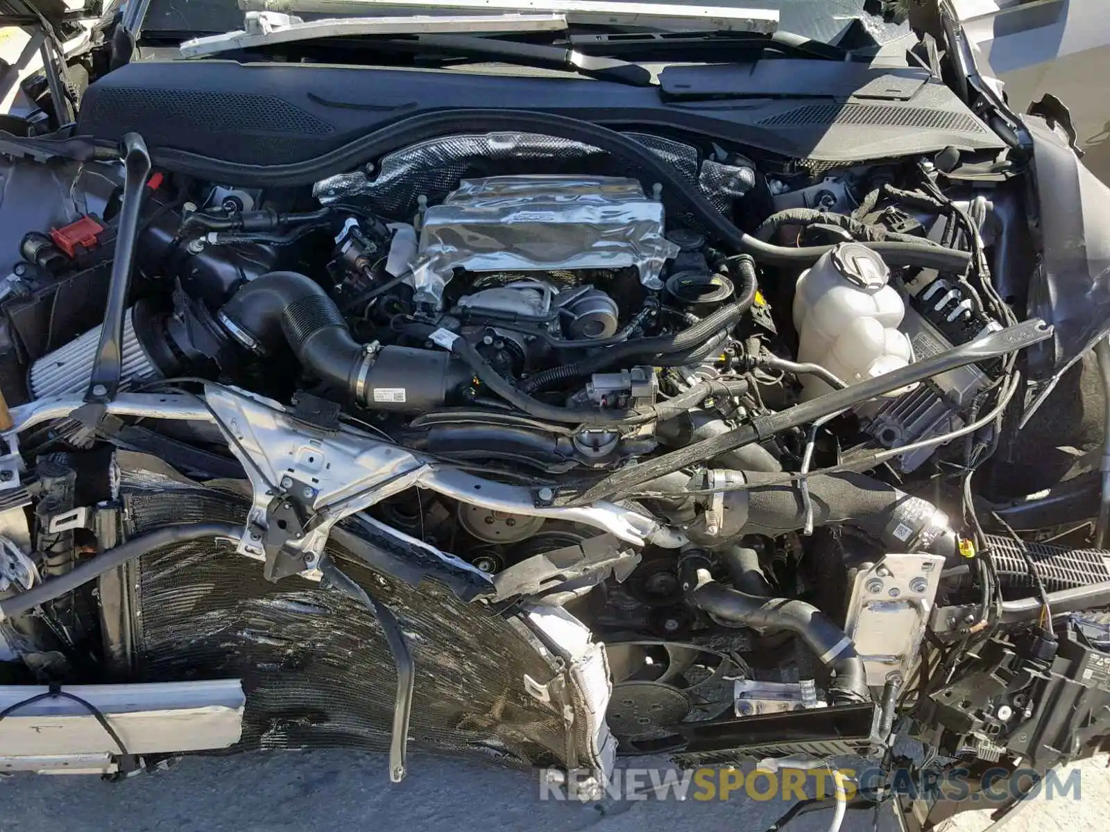 7 Фотография поврежденного автомобиля WAU8DAF88KN004312 AUDI A8 L 2019