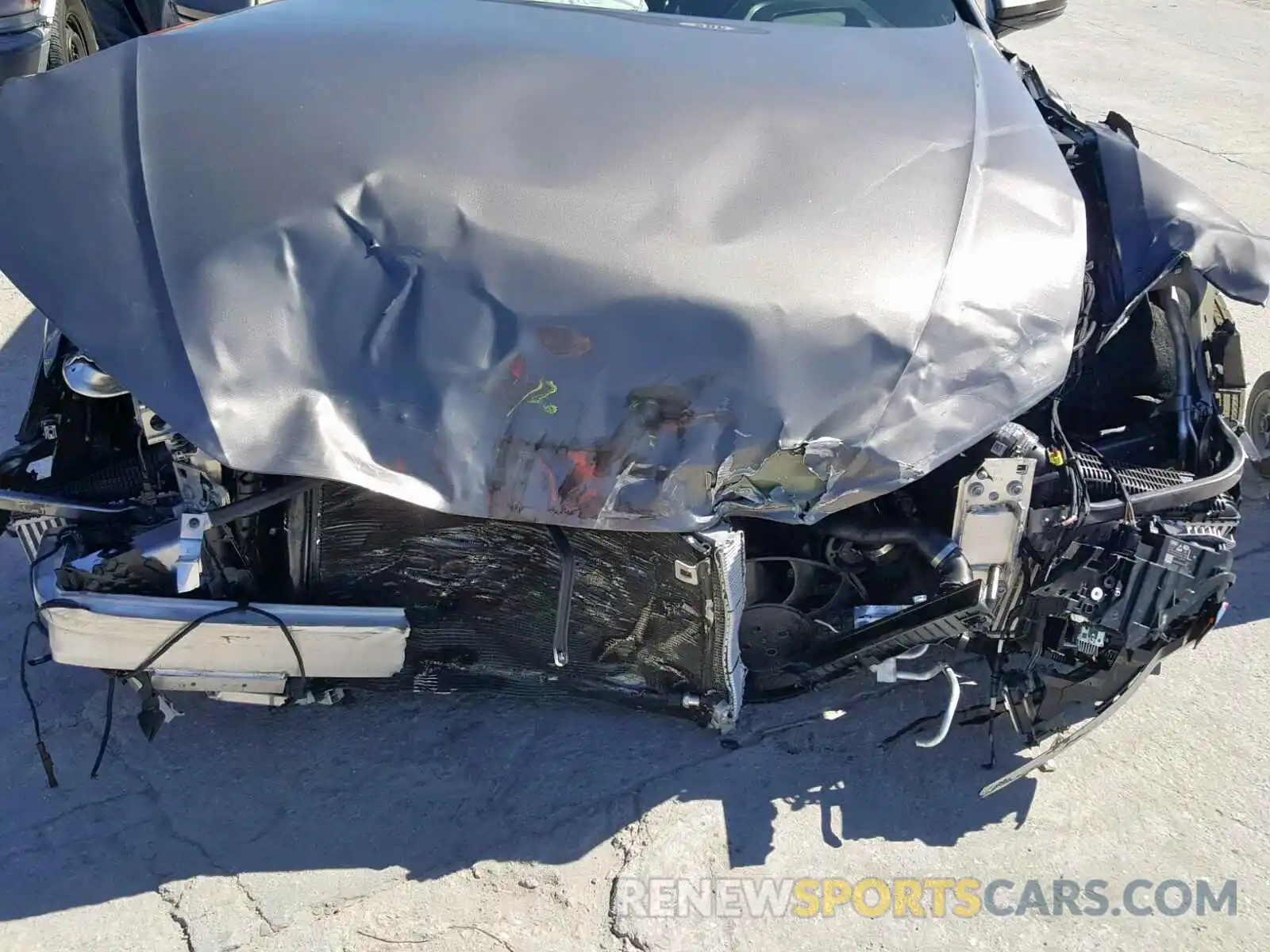 9 Photograph of a damaged car WAU8DAF88KN004312 AUDI A8 L 2019