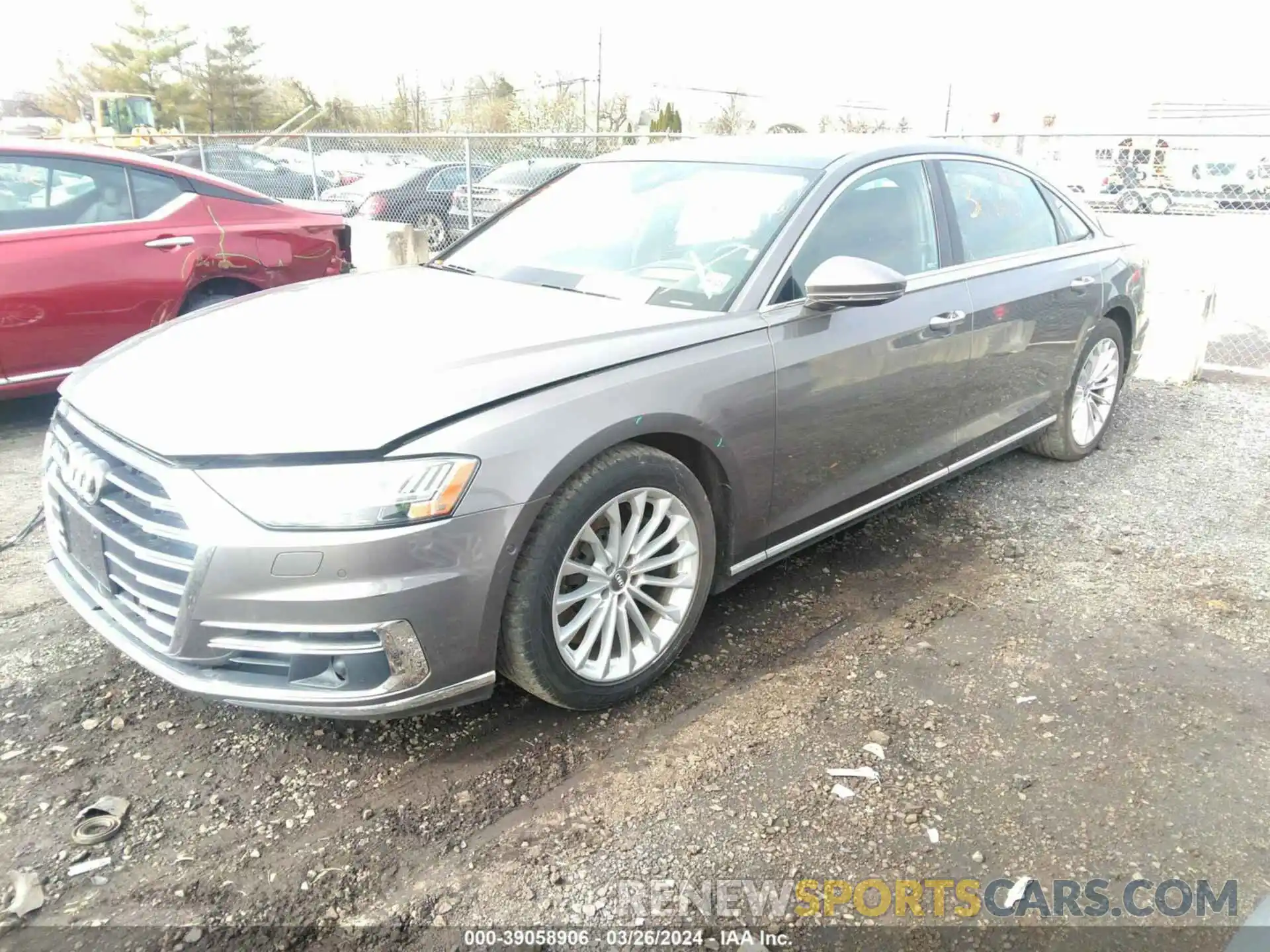 2 Фотография поврежденного автомобиля WAU8EAF88LN004759 AUDI A8 L 2020