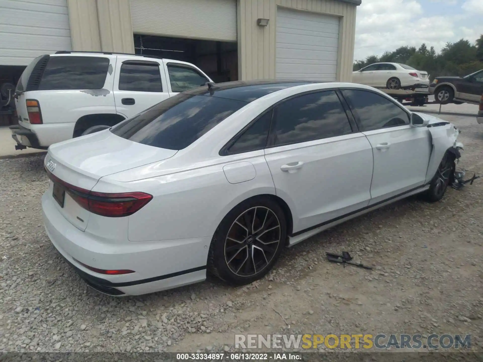 4 Photograph of a damaged car WAU8EAF88LN005247 AUDI A8 L 2020