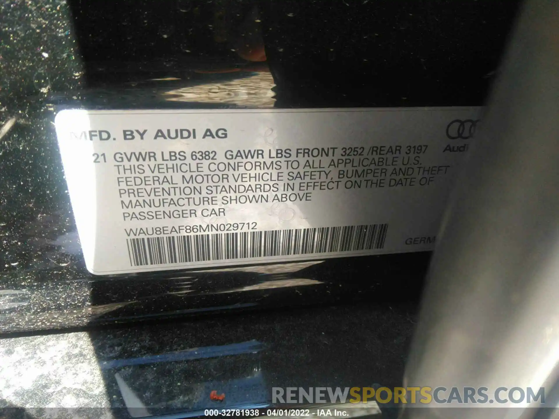 9 Фотография поврежденного автомобиля WAU8EAF86MN029712 AUDI A8 L 2021