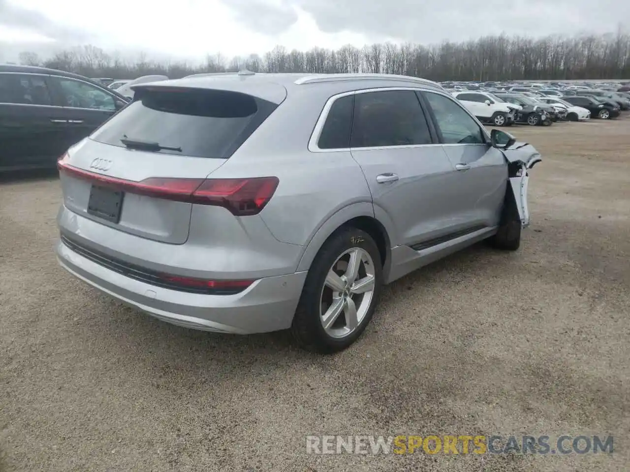 4 Фотография поврежденного автомобиля WA1LAAGE0KB022258 AUDI E-TRON 2019