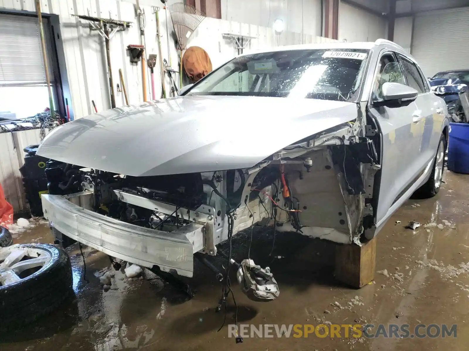 2 Фотография поврежденного автомобиля WA1LAAGE0KB022308 AUDI E-TRON 2019